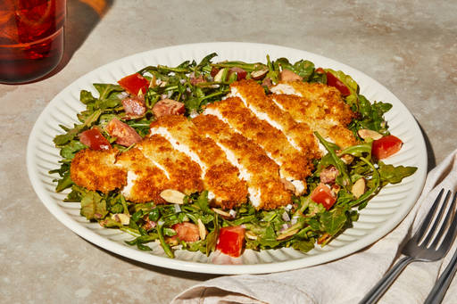 EPUSRC_EP2058A_Hero_ChickenPaillardArugulaSalad_W33_32_2026_Web-e943a509