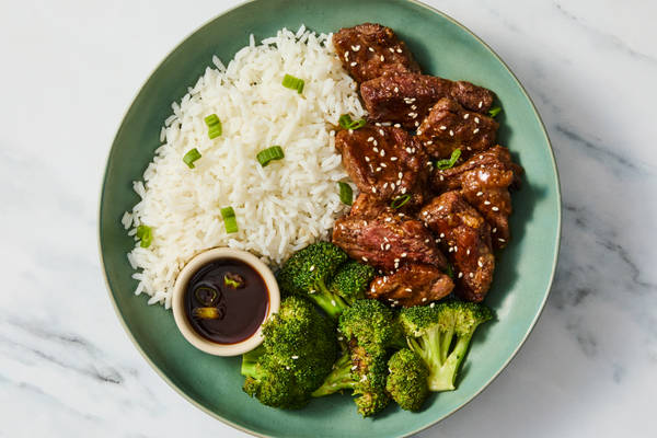 Sweet Soy–Glazed Steak & Broccoli Bowls