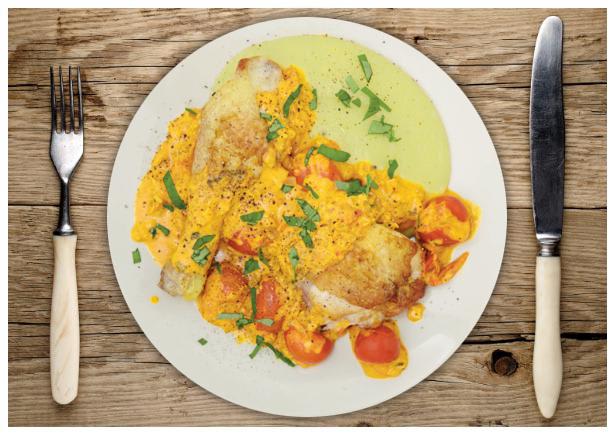 Knusprige Hähnchenschenkel in cremiger Mascarpone-Tomatensoße Rezept ...