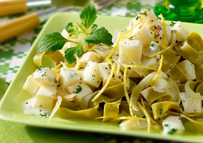 Nudeln mit Zitronen- Rahmsoße Rezept | HelloFresh