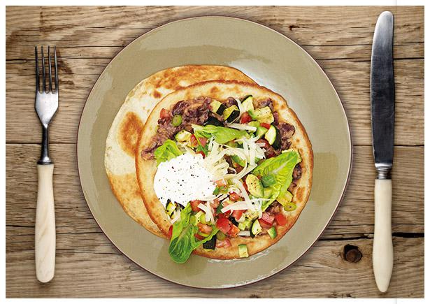 Krosse Zucchini-Tostadas Rezept | HelloFresh