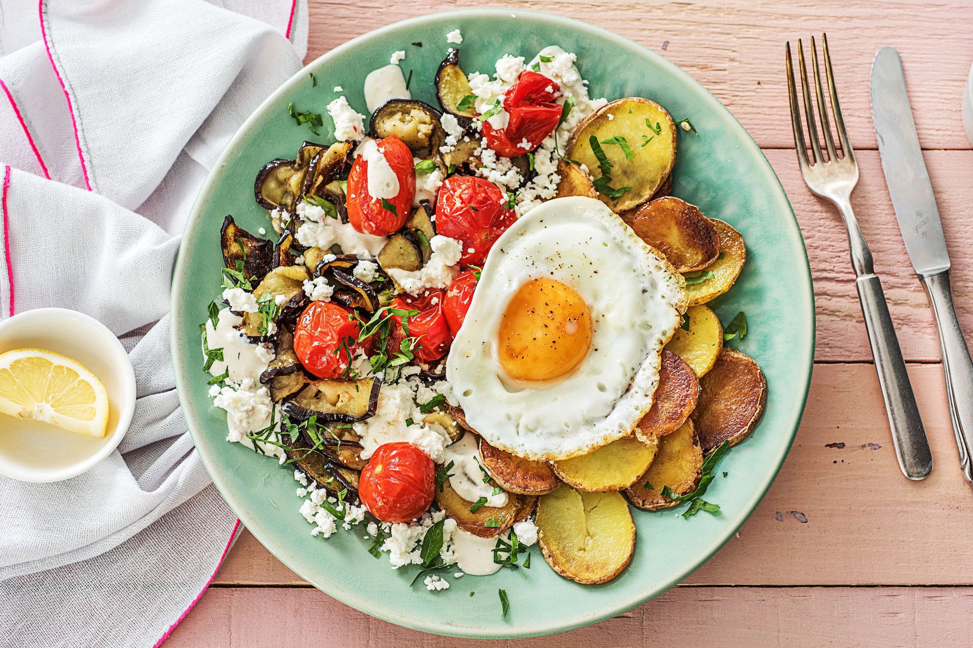 Aubergine et sauce au yaourt et au tahini Recette | HelloFresh