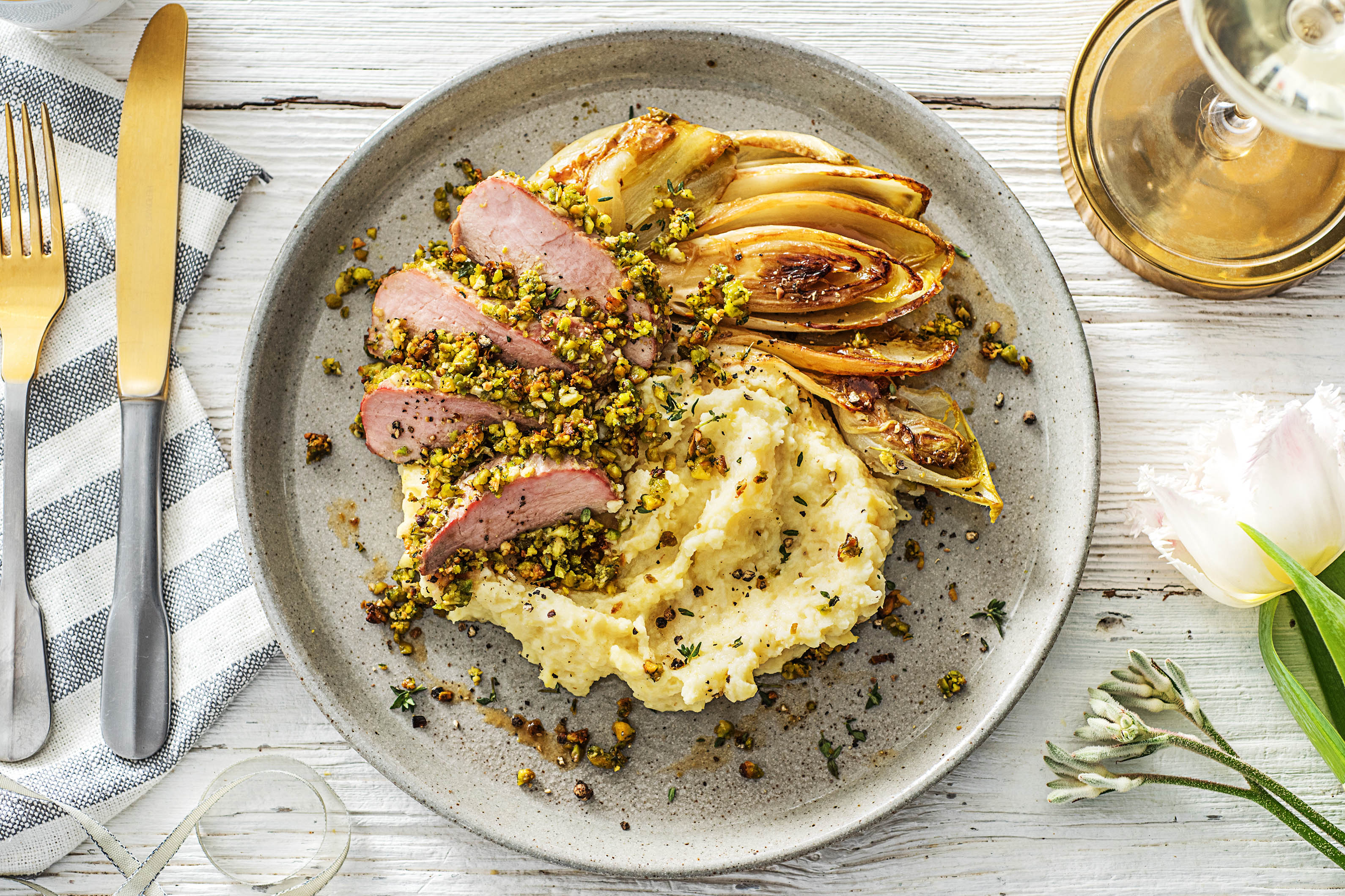 Filet De Porc En Cro te De Pistache Et Thym Recette HelloFresh filet-de-porc-en-cro-te-de-pistache-et-thym-recette-hellofresh