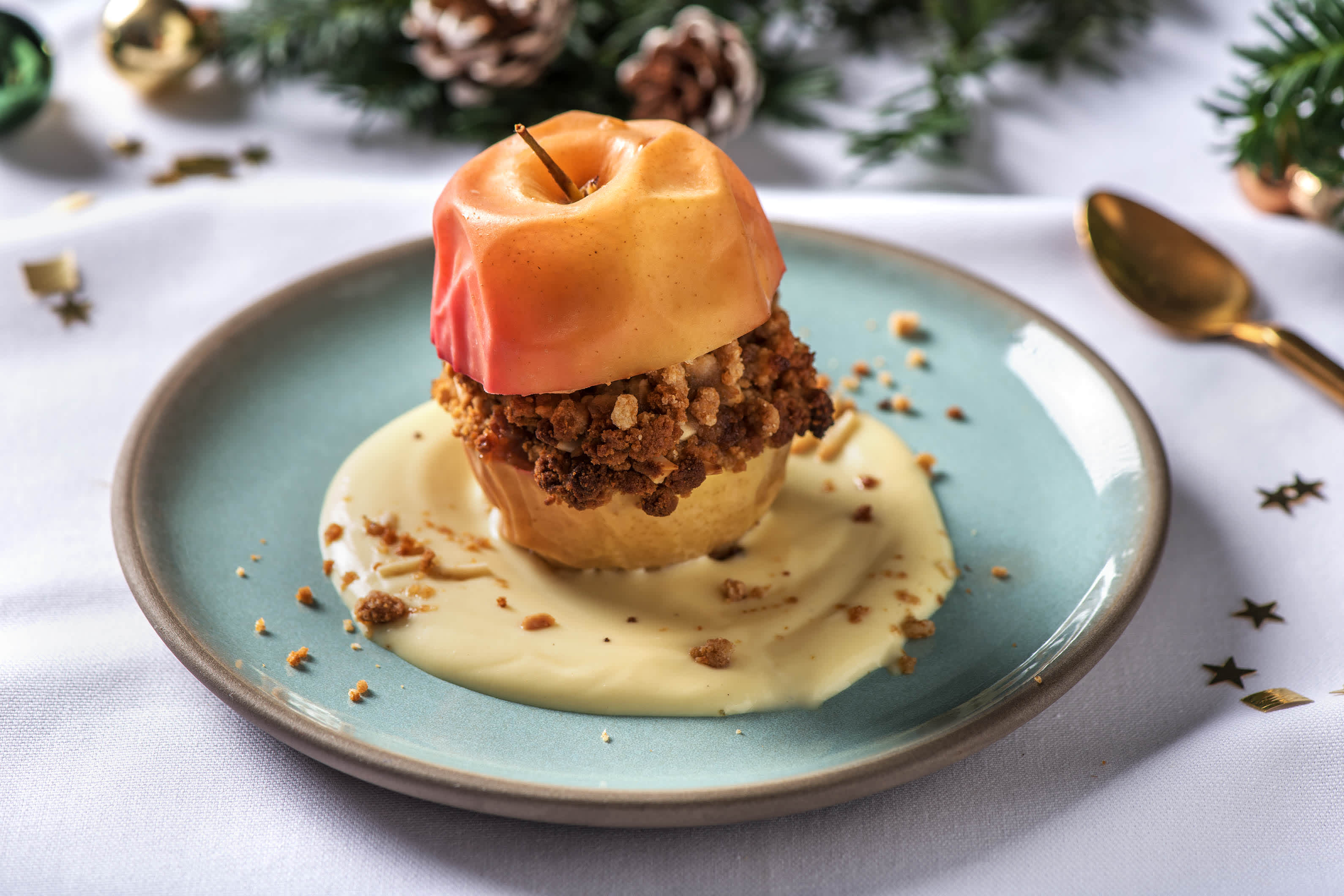 Köstlicher Bratapfel mit Vanillesoße Rezept | HelloFresh