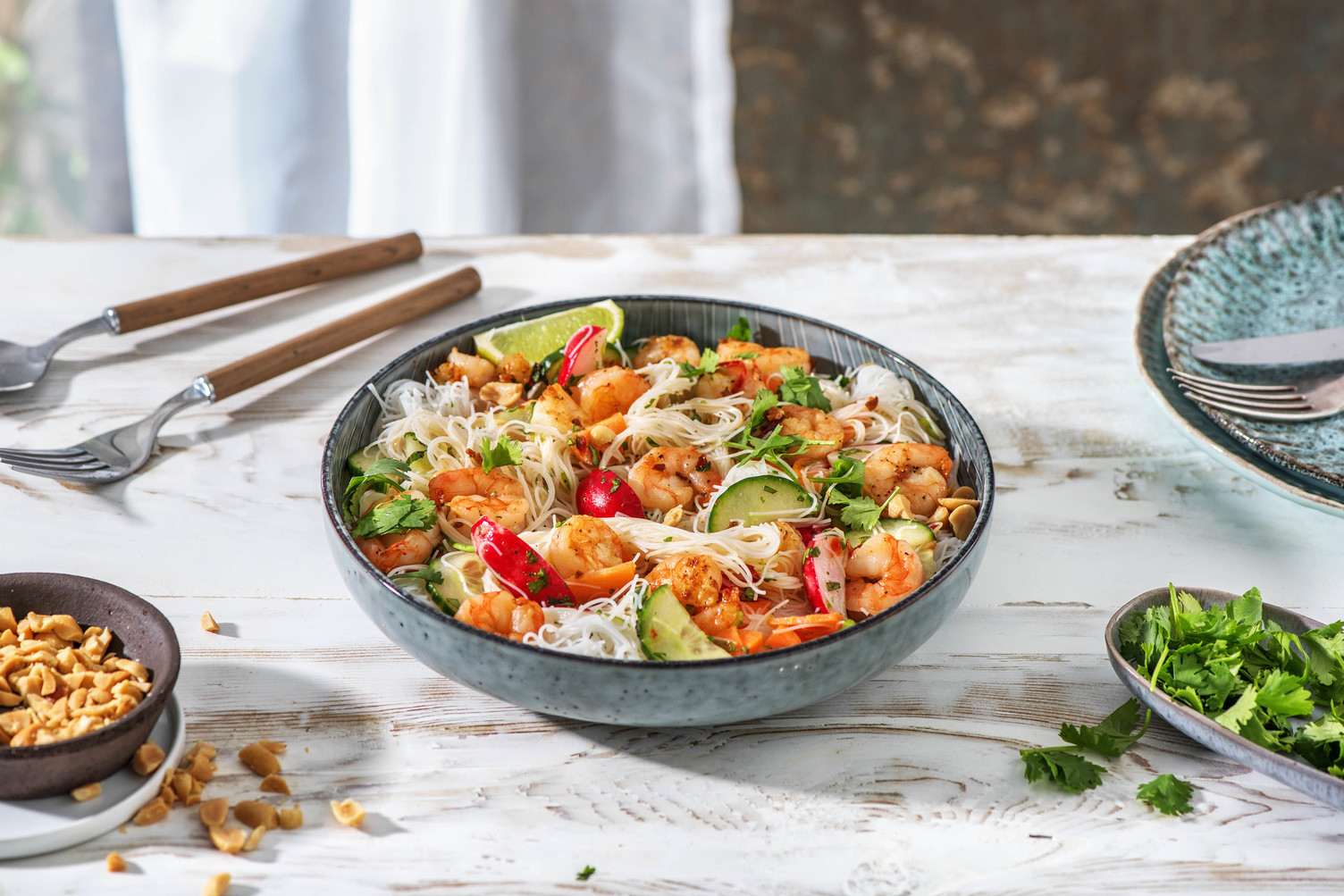 Bunte Thai Quinoa-Bowl mit Zuckererbsen Rezept | HelloFresh
