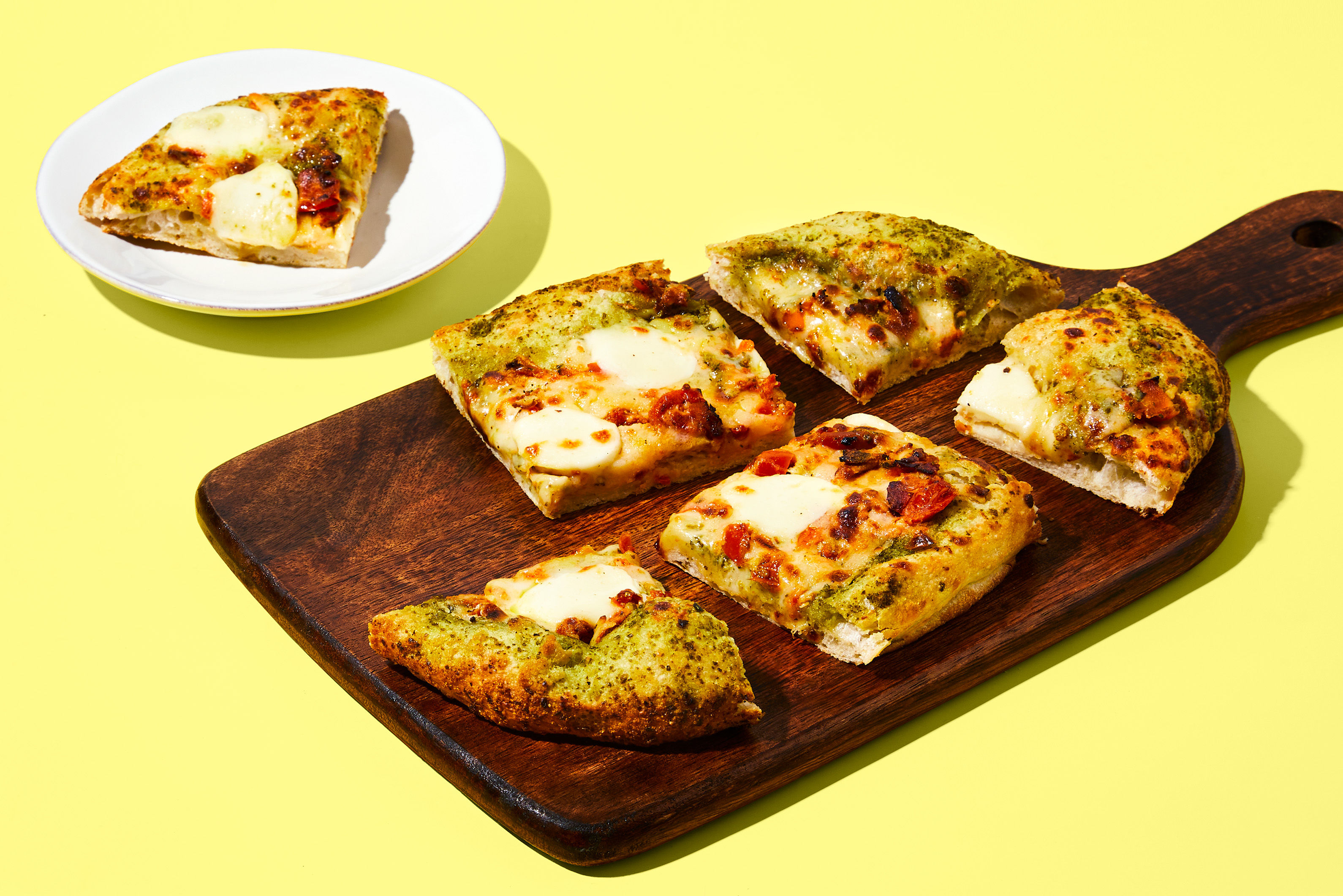 Basil Pesto & Mozzarella Pizza Recipe HelloFresh
