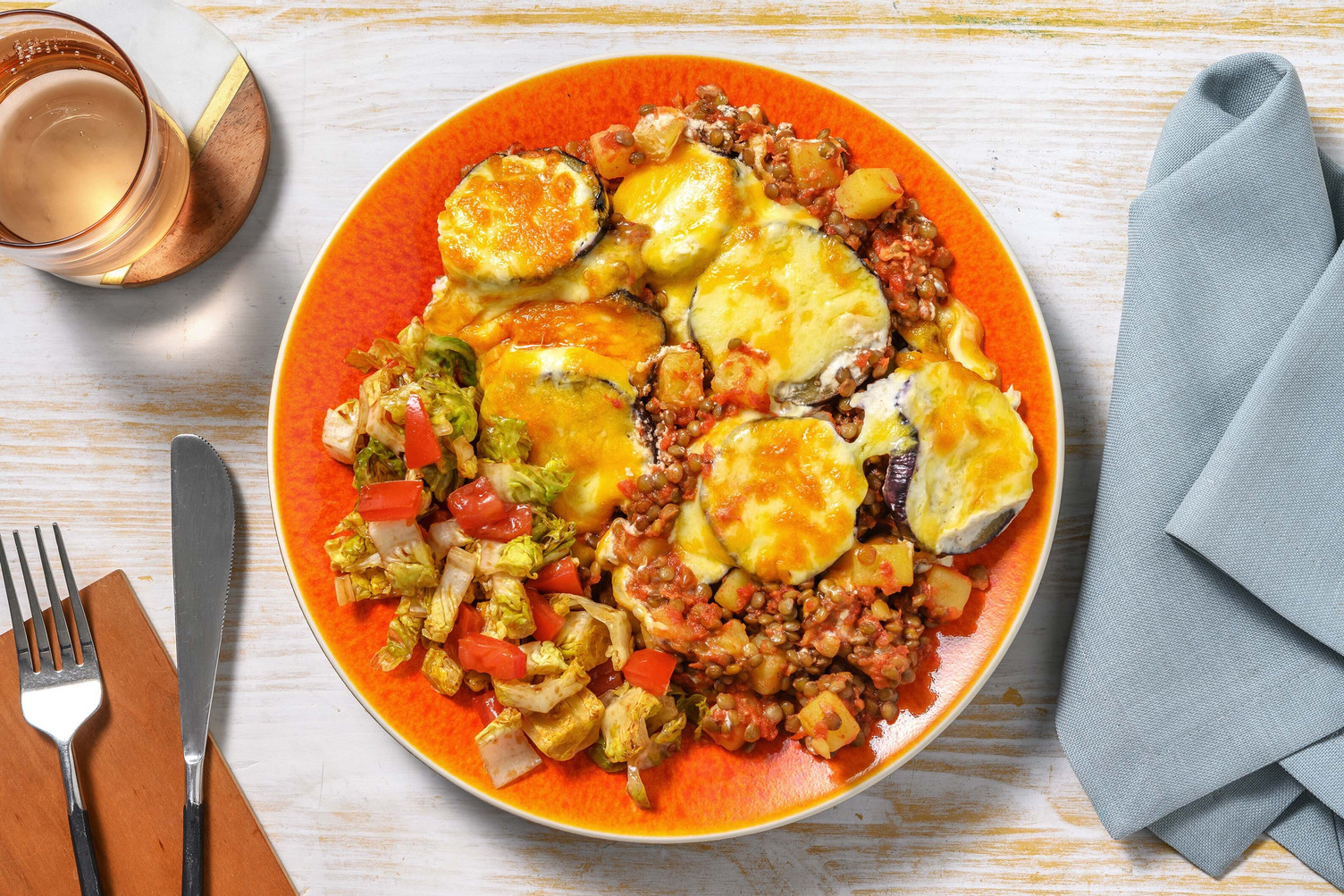 Vegetarisches Moussaka mit Linsen Rezept | HelloFresh