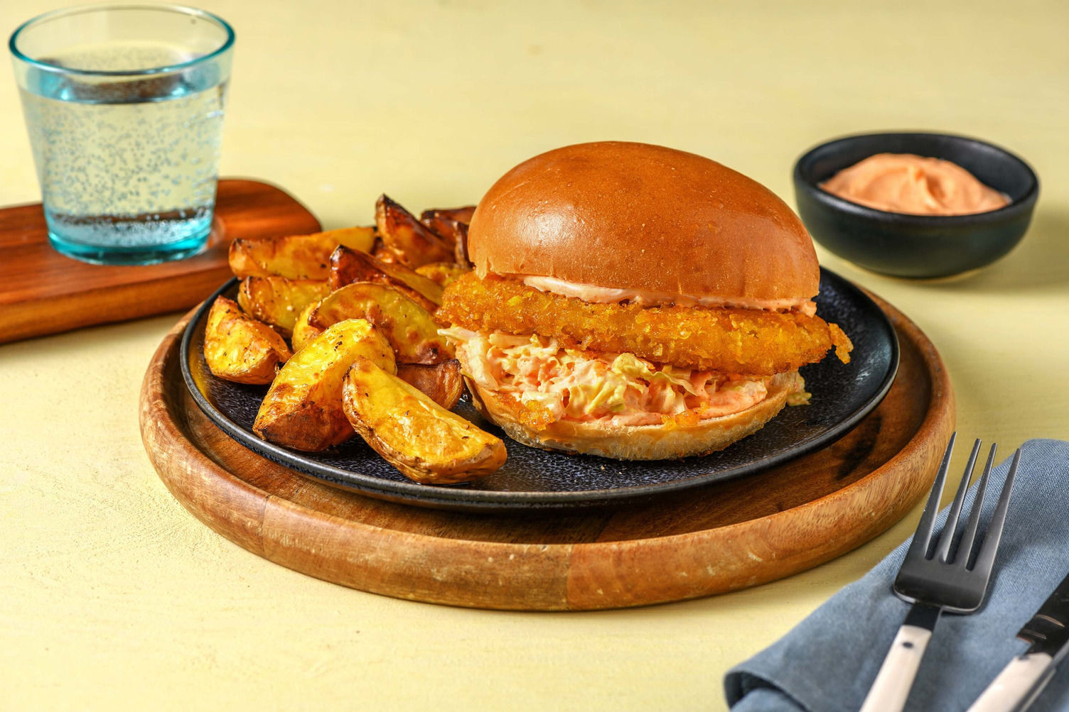 Veganer SweetChiliBurger Chicken Style Rezept HelloFresh