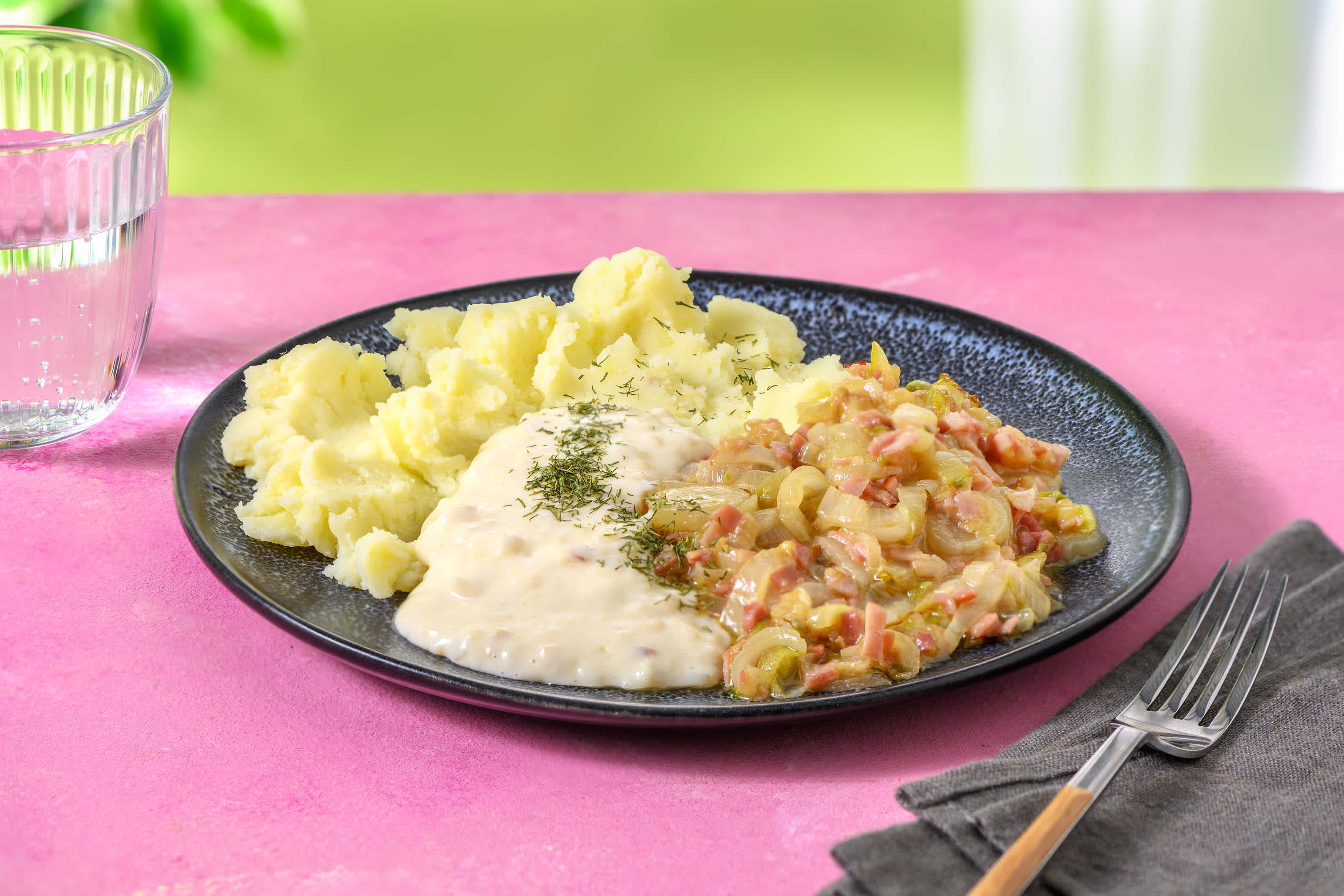 Puree met witloof, ham en kaassaus Recept HelloFresh