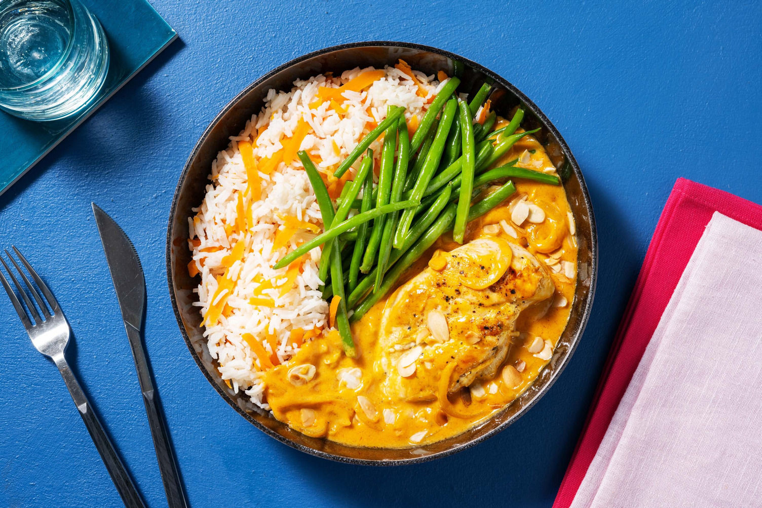 hähnchen in curry sahne soße