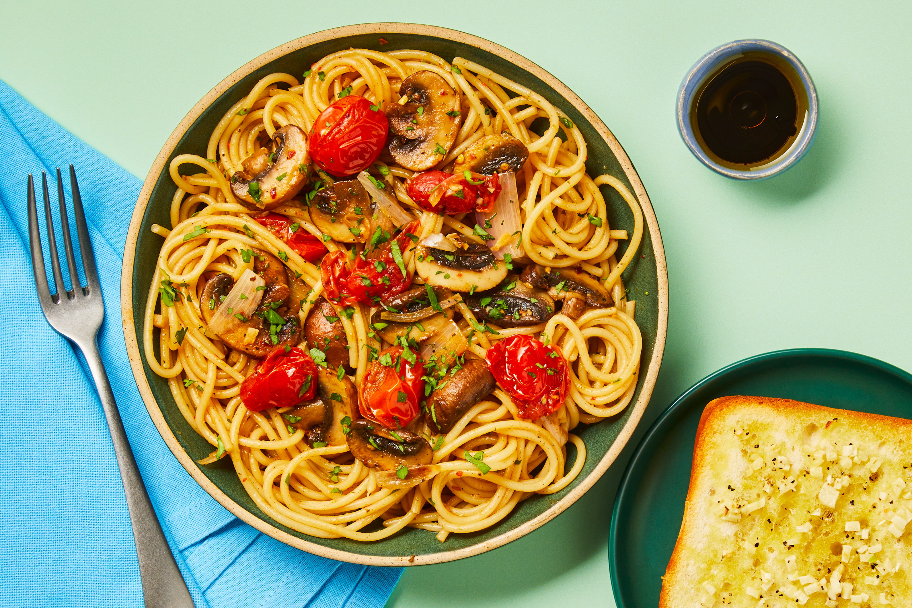 Vegan Mushroom Spaghetti Aglio e Olio Recipe HelloFresh