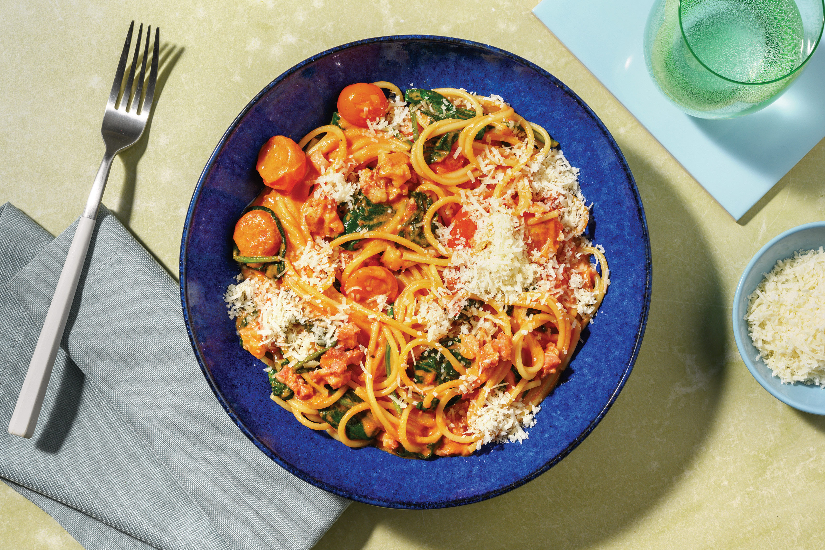 Hellofresh Spaghetti Creamy Beef-Bacon & Cherry Tomato Spaghetti Recipe | HelloFresh