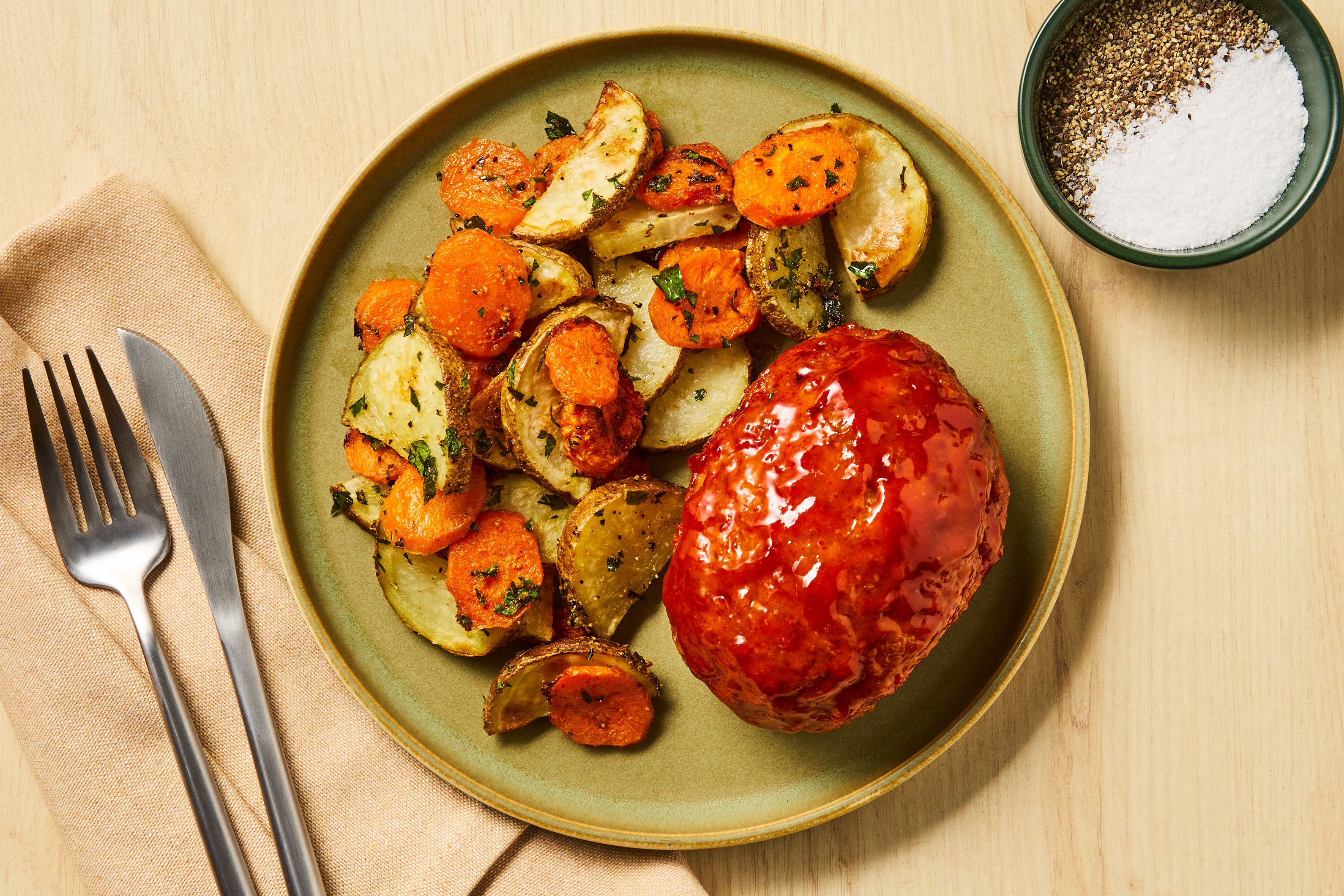 Gouda Stuffed Beef Meatloaves
