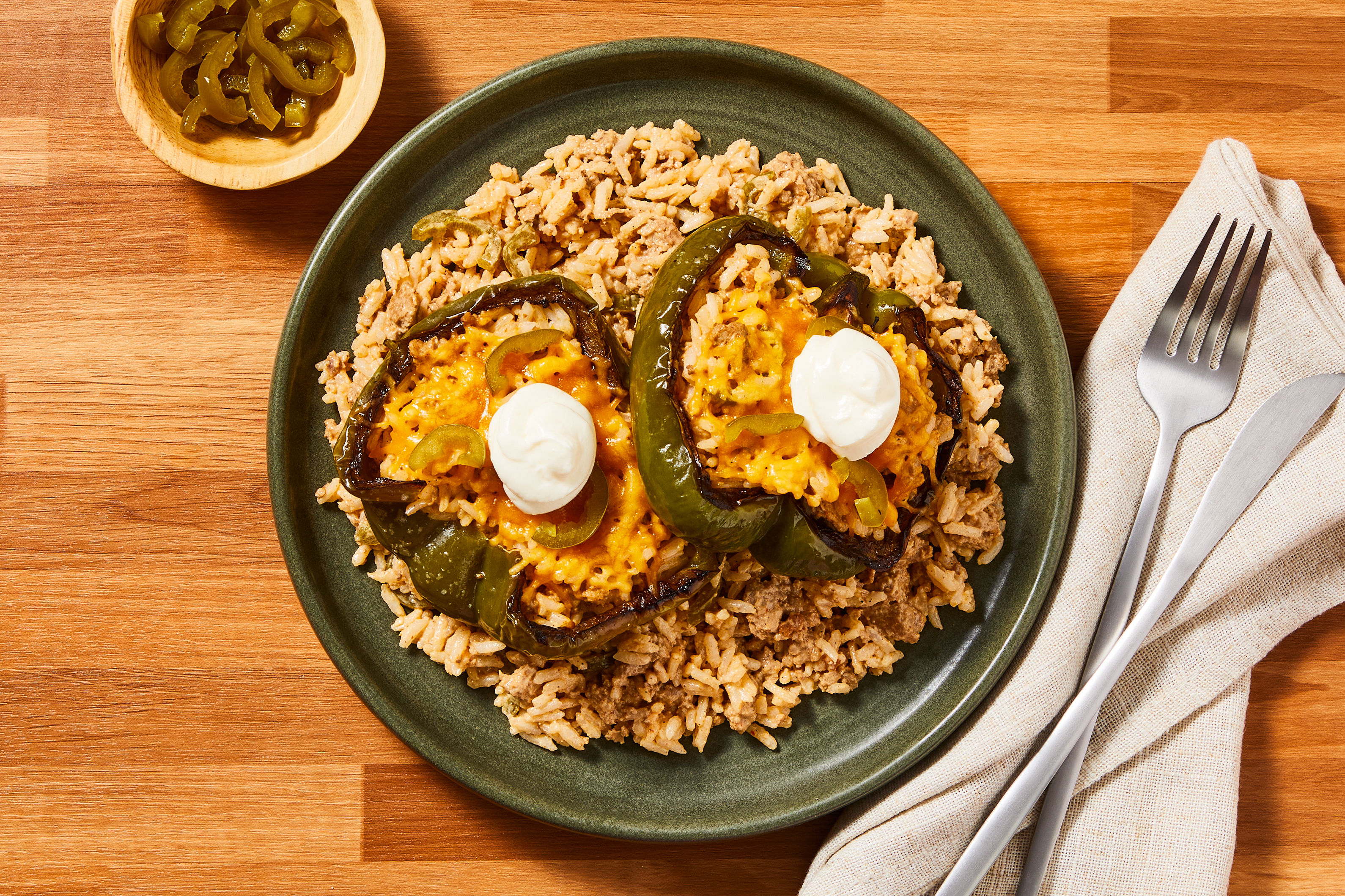 Poppin’ Jalapeño Beef Stuffed Peppers