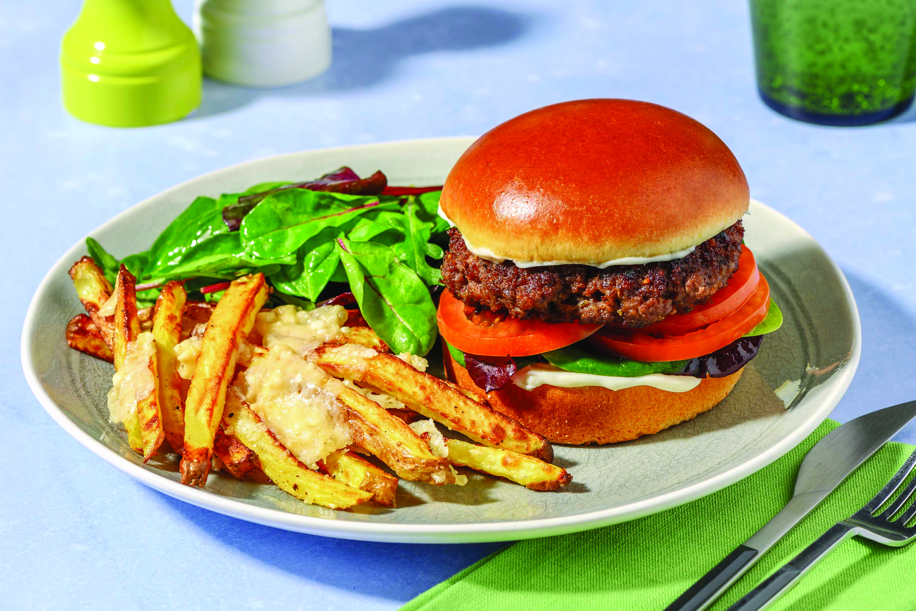 hellohero-cheesy-italian-herby-beef-burger-recipe-hellofresh