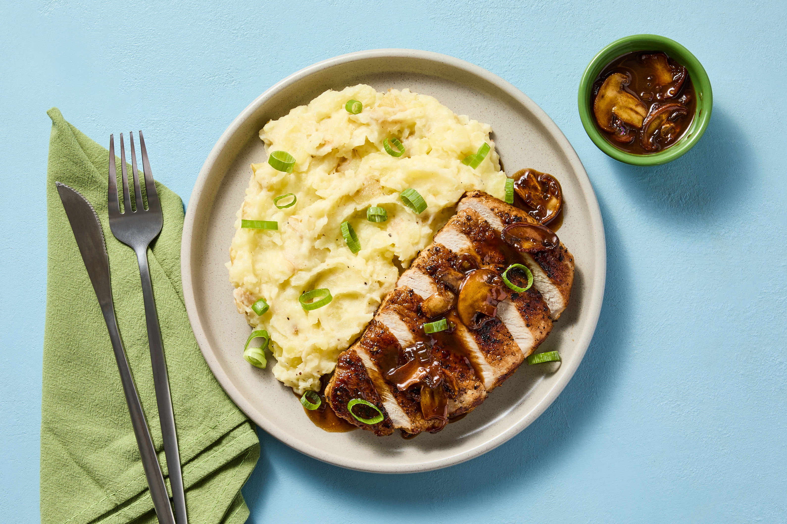 Beef Tenderloin with Balsamic Mushroom Sauce Recipe | HelloFresh