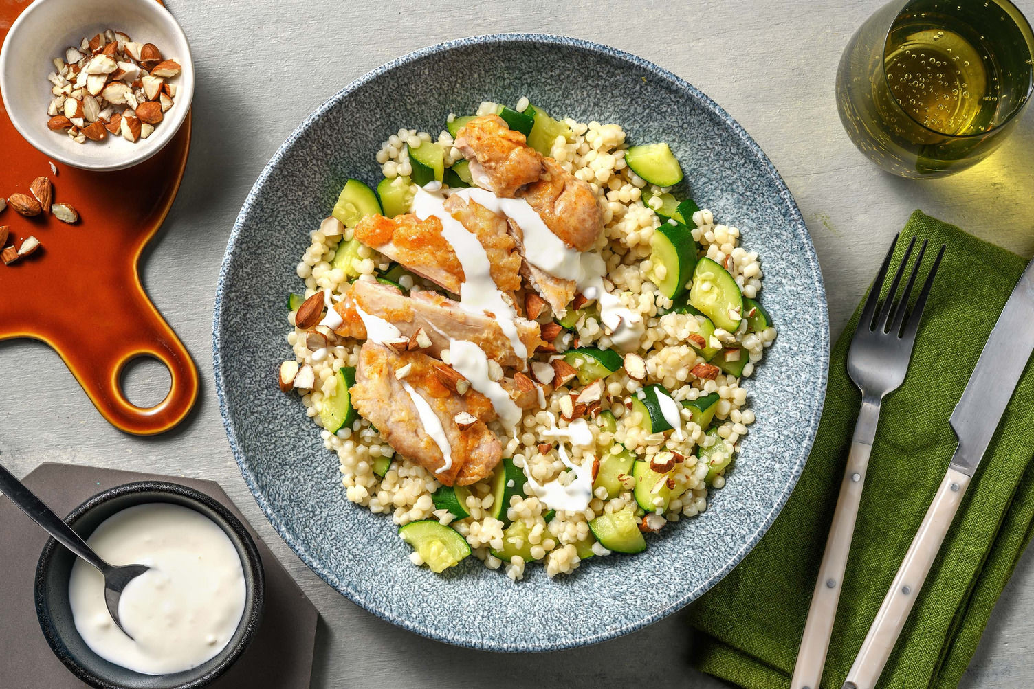 Scaloppine di pollo alla paprika con couscous gigante HelloFresh