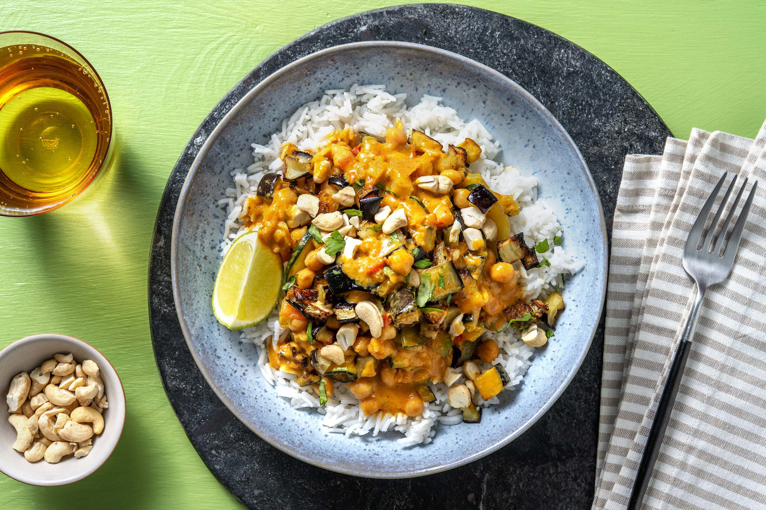 Curry d'aubergines et riz sauté gingembre curcuma – Beendi
