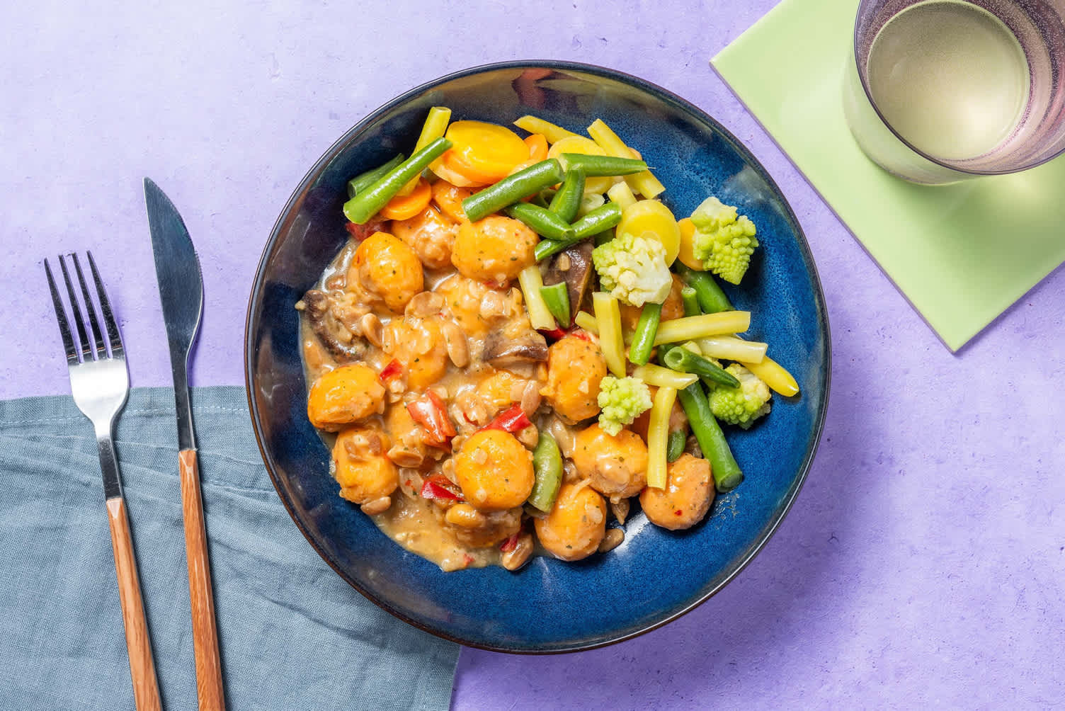 Süßkartoffel-Gnocchi in Erdnusspesto mit Romanesco Rezept | HelloFresh