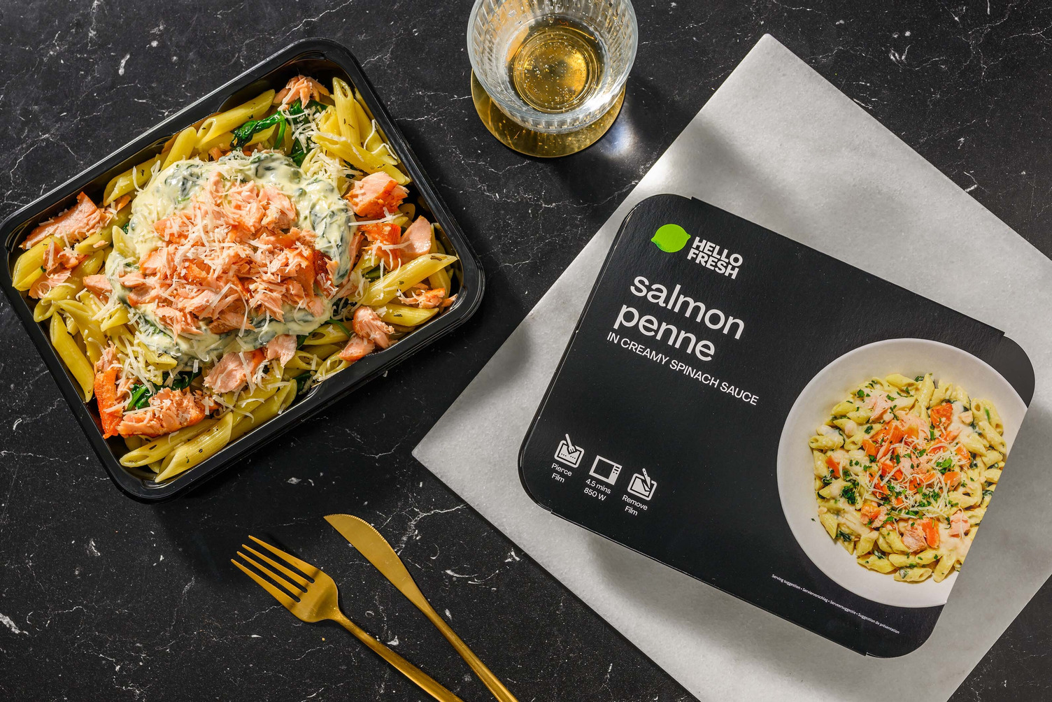 Romige pasta met zalm Recept | HelloFresh