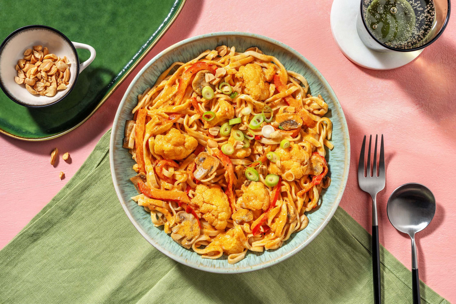 Creamy curried coconut noodles Recept HelloFresh