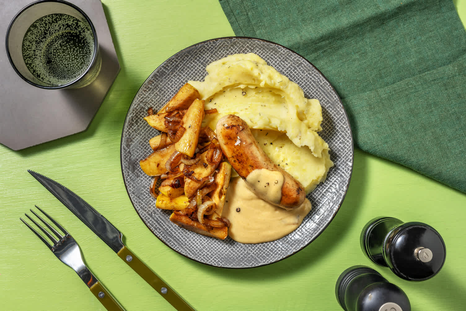 Le traditionnel boudin blanc aux pommes Recette HelloFresh