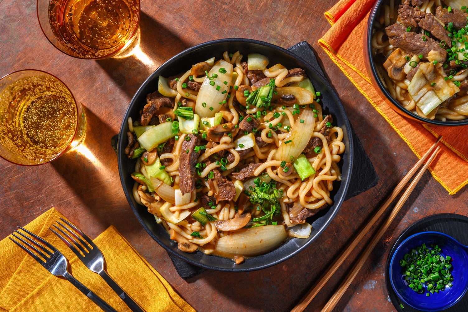 Nouilles Saut Es Au B Uf Fa On Yaki Udon Recette Hellofresh