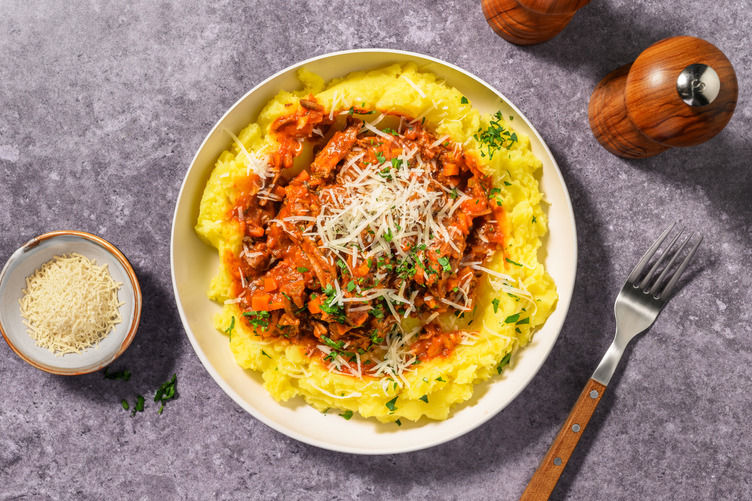 Ragù de bœuf alla bolognese & purée fromagée Recette | HelloFresh