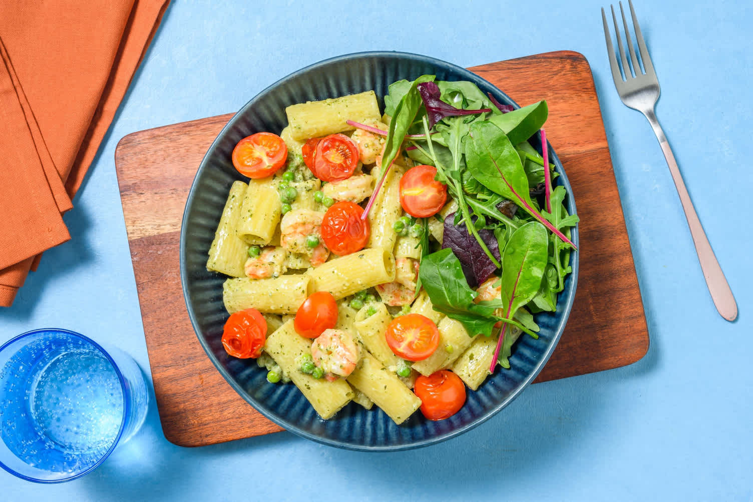 creamy-prawn-pesto-pasta-recipe-hellofresh