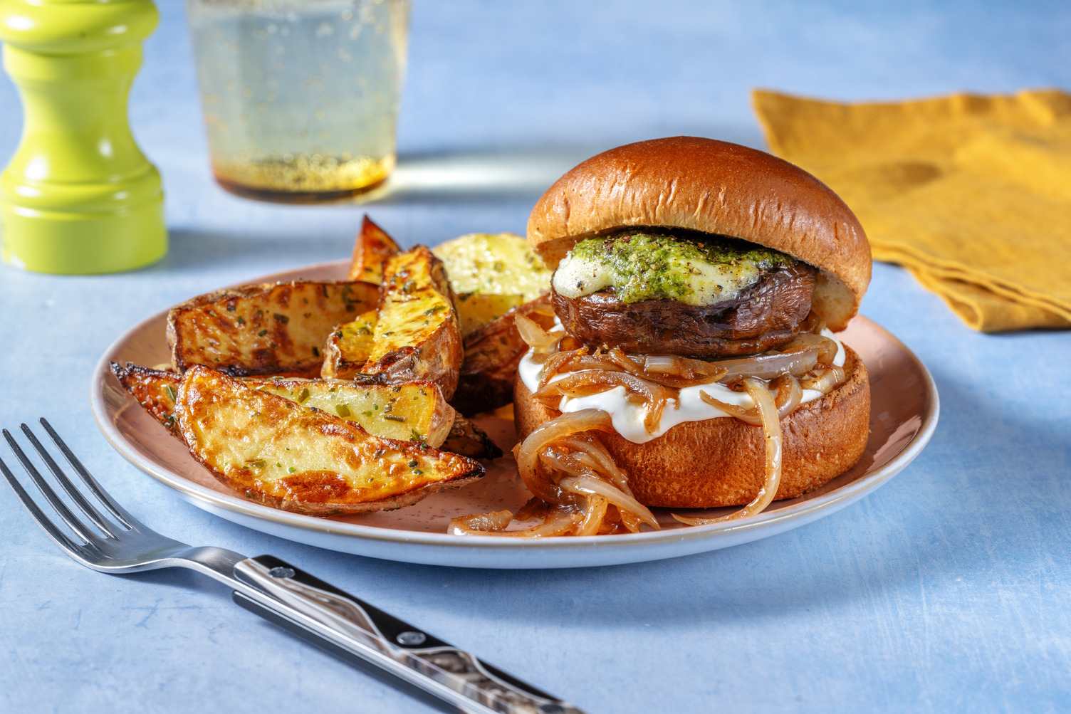 Pesto & Mozzarella Portobello Burger Recipe HelloFresh