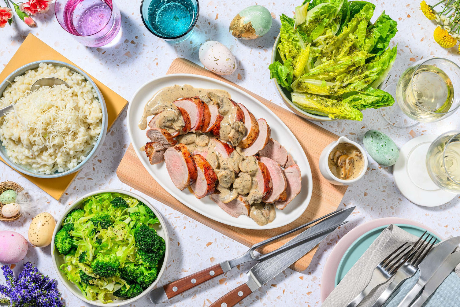 Feestelijke varkenshaas in ontbijtspek met risotto Recept HelloFresh