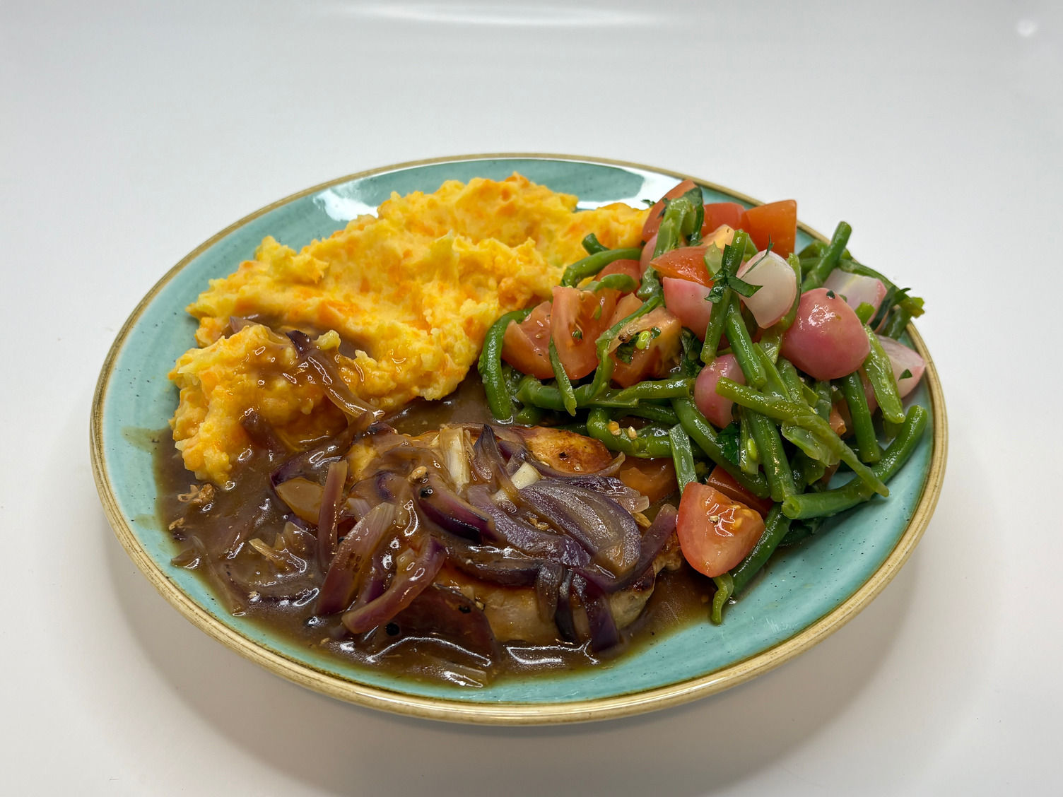 Senf-Zwiebel-Soße Rezept | HelloFresh Senf-Zwiebel-Soße Rezept | HelloFresh