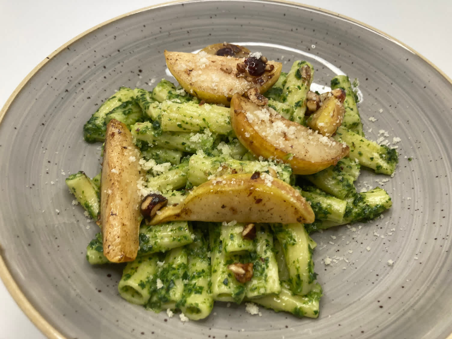Rigatoni with Kale pesto Rezept HelloFresh