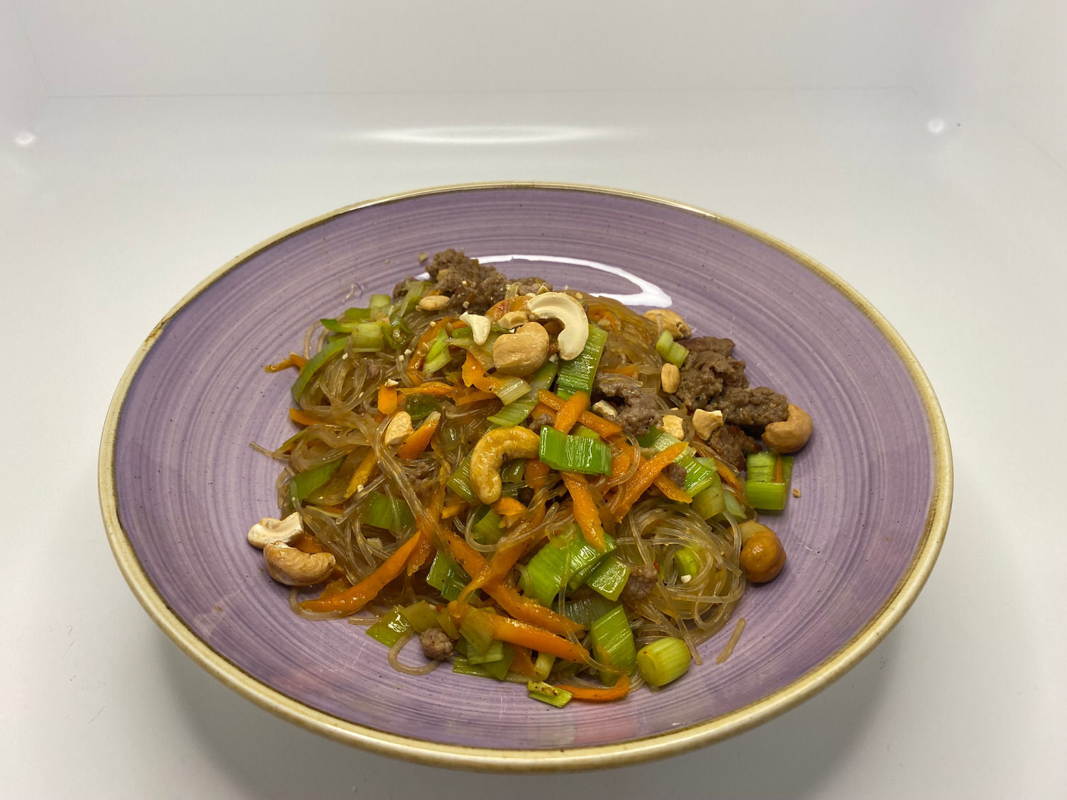 Süß-Sauer-Glasnudelpfanne Rezept | HelloFresh Süß-Sauer-Glasnudelpfanne Rezept | HelloFresh