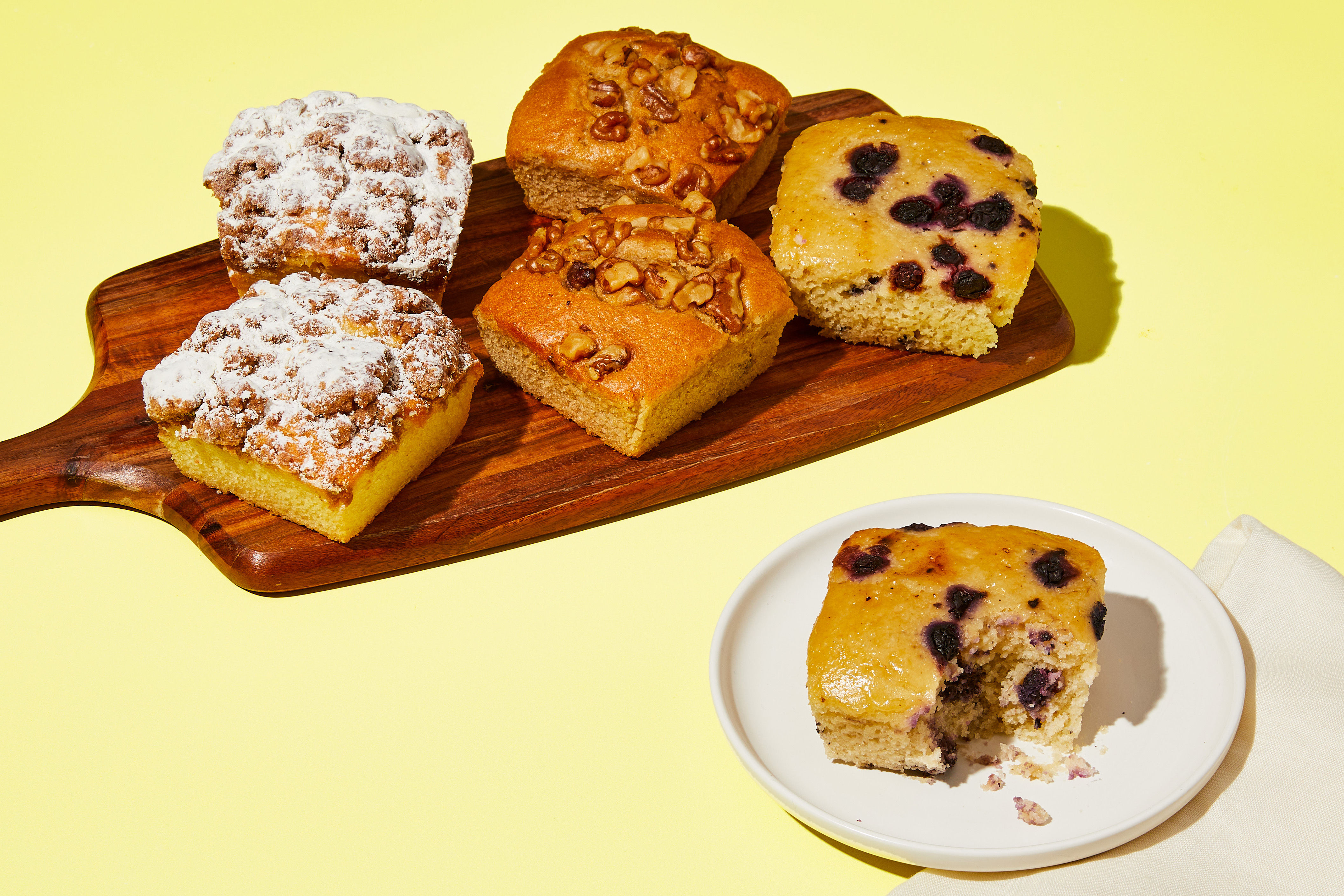 Banana Nut, Cinnamon Crumb & Blueberry Muffins Recipe | HelloFresh