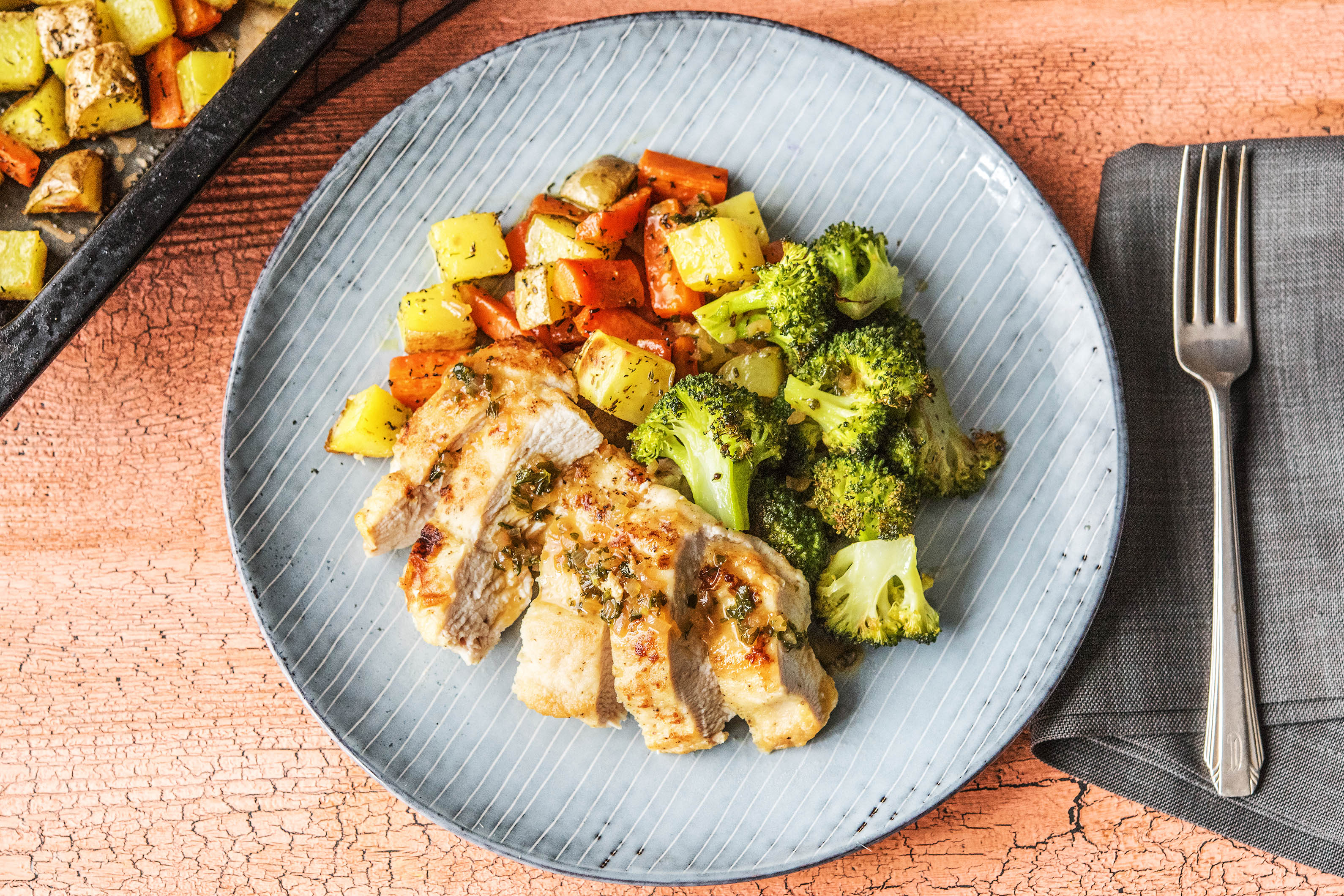 Chicken Piccata with Sauce and Veggies Recipe | HelloFresh