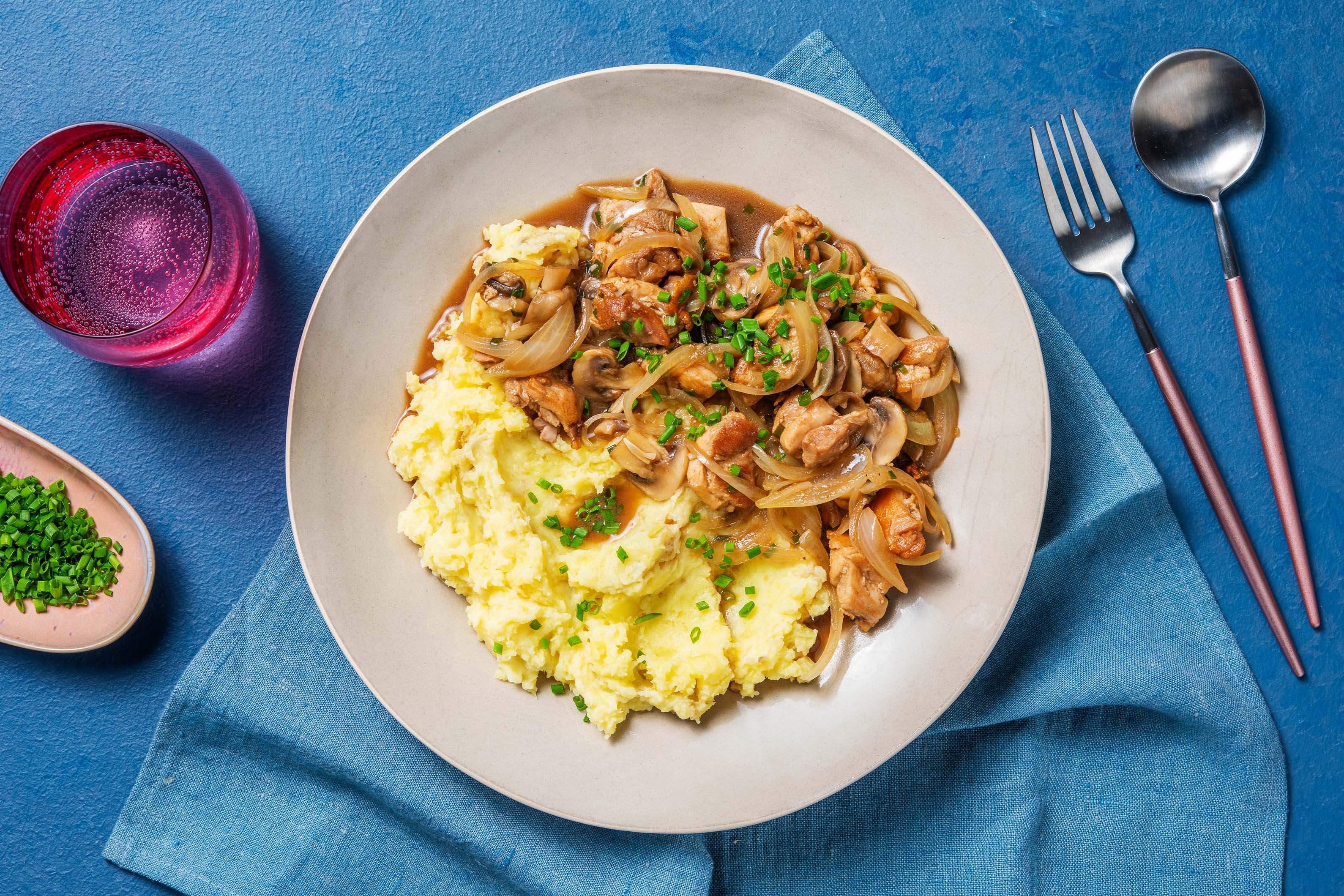 Chicken, Red Wine Jus and Mushroom Stew Recipe | HelloFresh