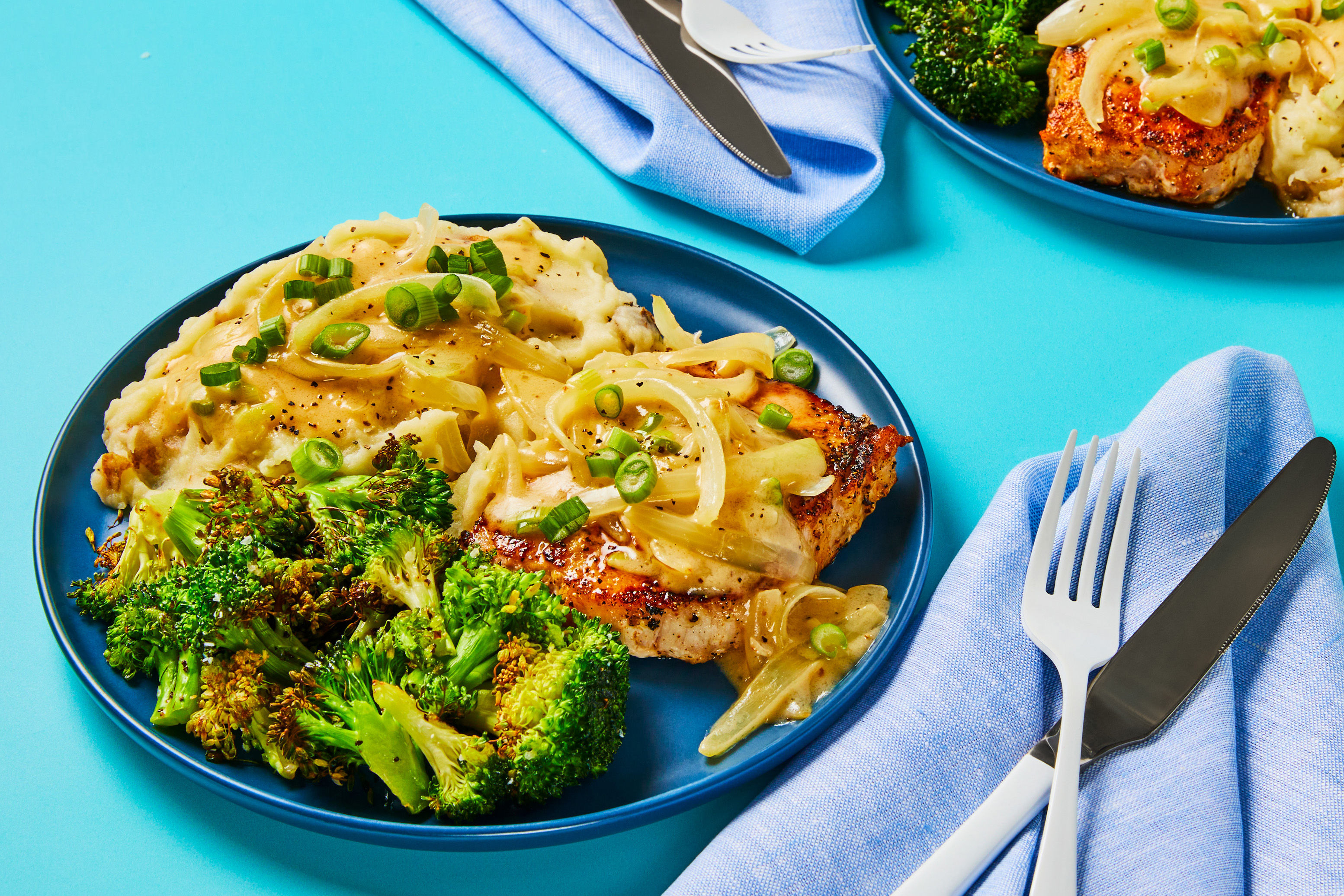 Hello Chop Creamy Smothered Pork Chops Recipe | HelloFresh