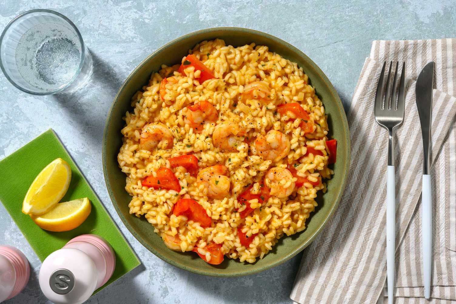 Garnelen mit Zitrone auf cremigem Risotto Rezept HelloFresh