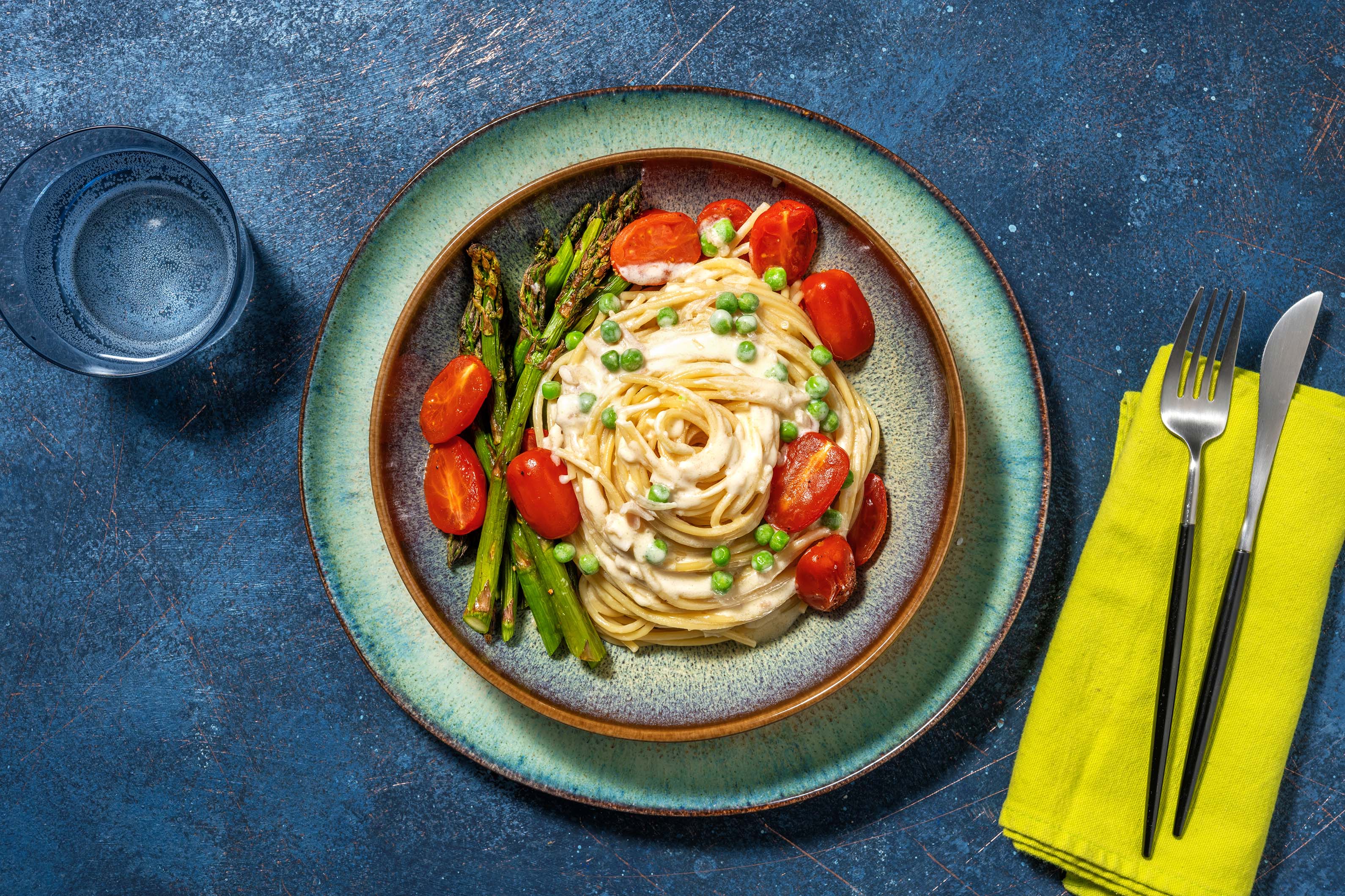 Spiral Spaghetti in 'Cosmic' Creamy Sauce Recipe | HelloFresh