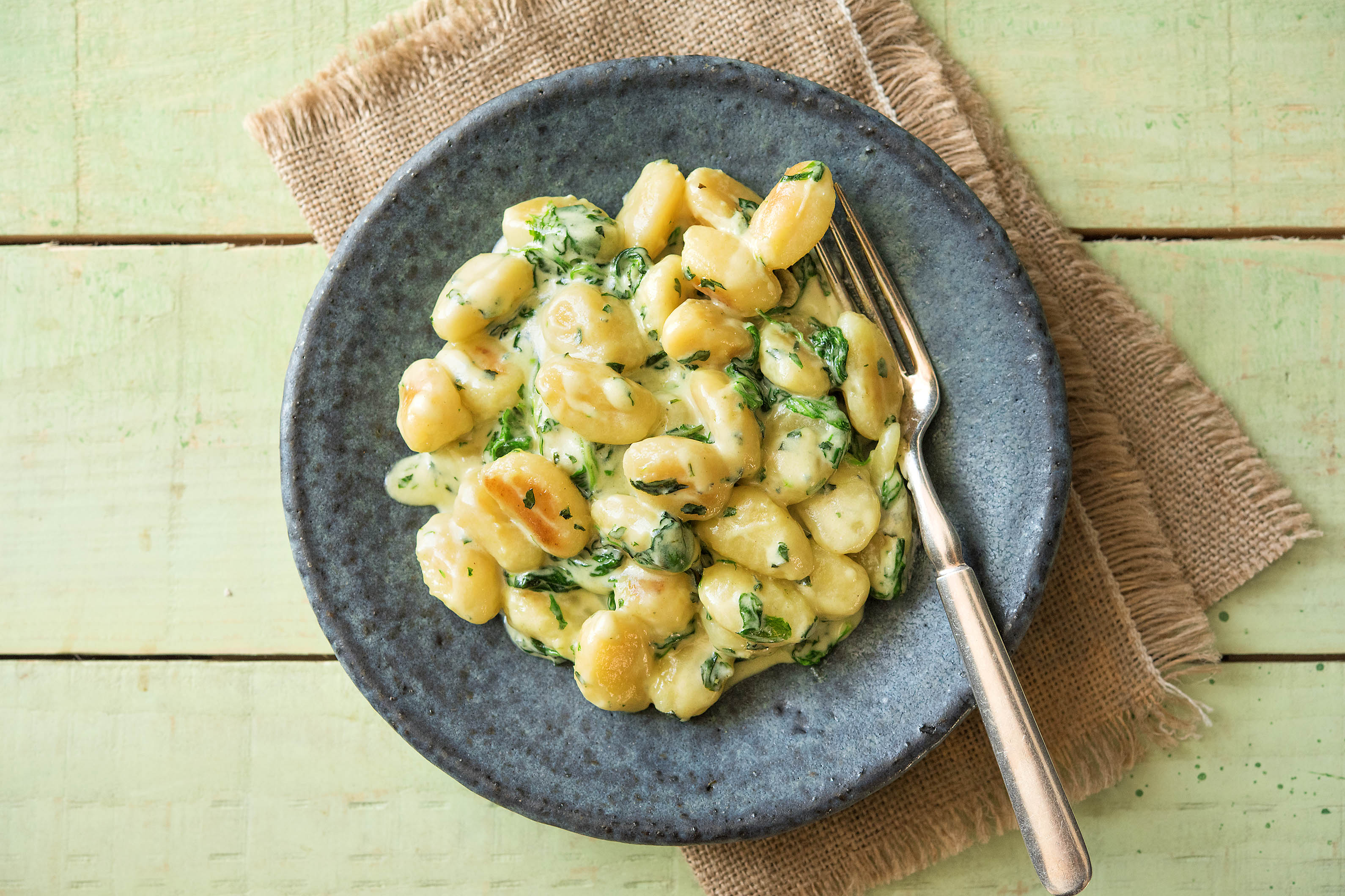 Gebratene Gnocchi in herzhafter Gorgonzolasauce Rezept | HelloFresh