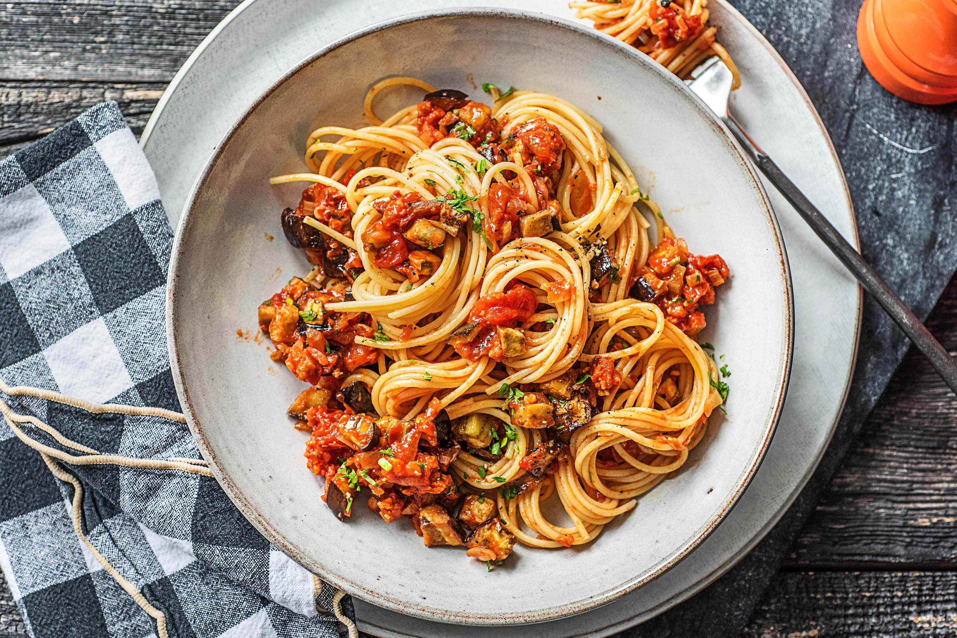 Grilled Aubergine Pasta Recipe | HelloFresh