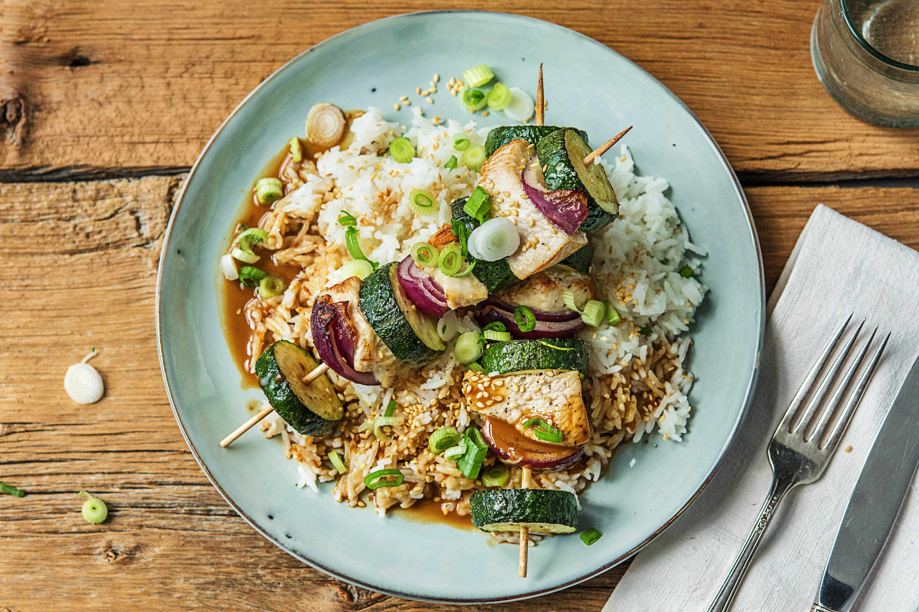 Puten-Gemüse-Spieße Rezept | HelloFresh Puten-Gemüse-Spieße Rezept | HelloFresh