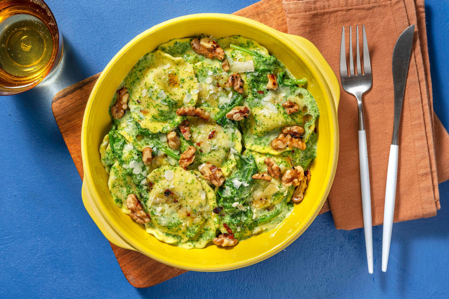 Maxi-Tortelli mit Pilzfüllung in Spinatrahm Rezept | HelloFresh Maxi-Tortelli mit Pilzfüllung in Spinatrahm Rezept | HelloFresh