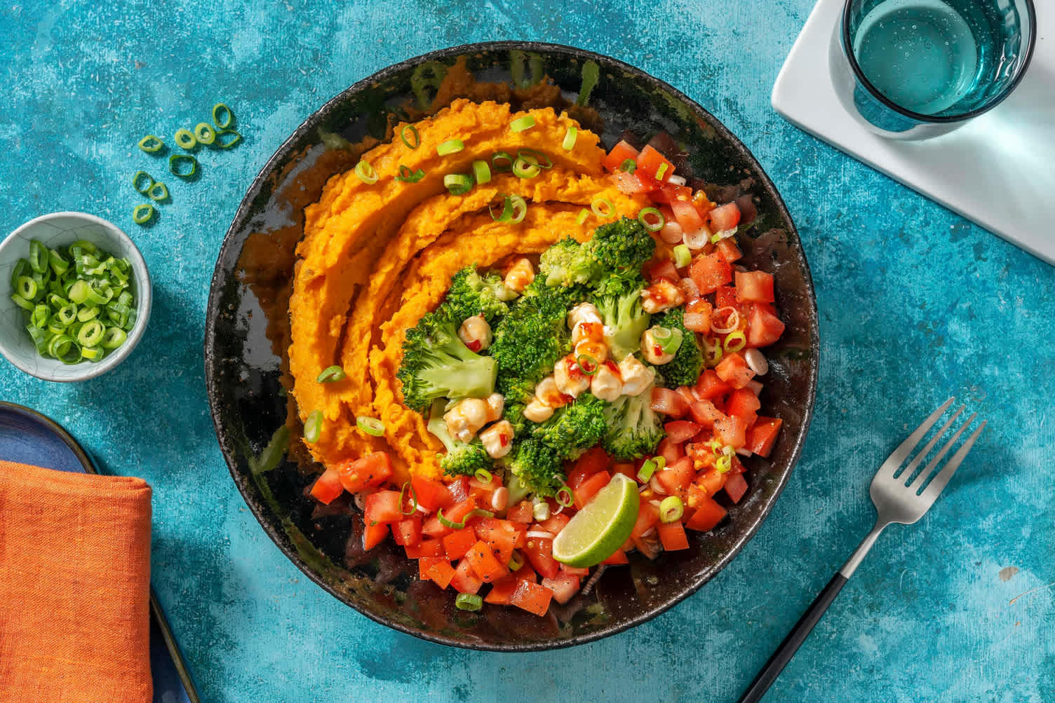 Miso-Süßkartoffelpüree mit Limetten-Brokkoli Rezept | HelloFresh