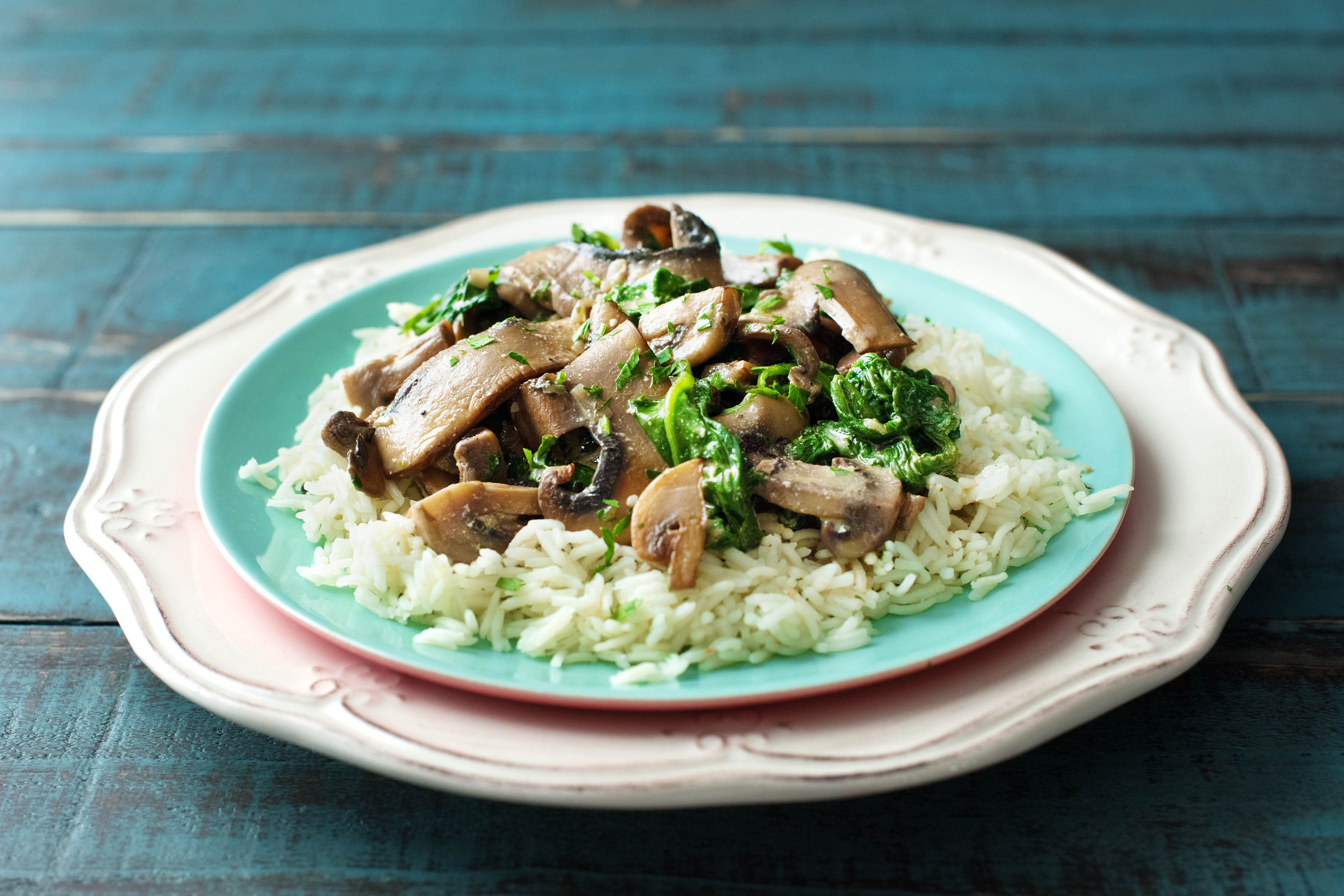 Mushroom and Spinach Stroganoff Recipe HelloFresh