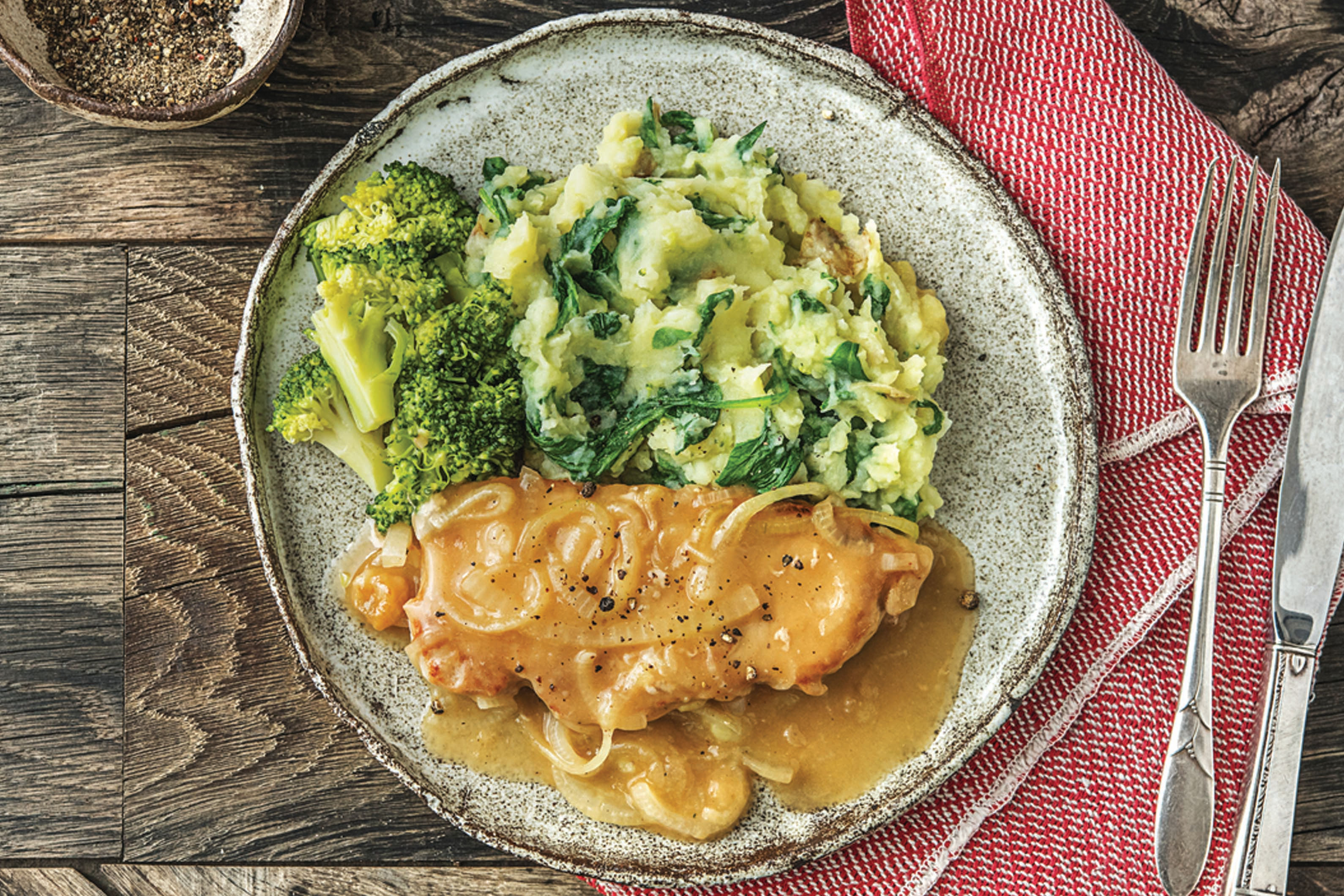 Onion Gravy Pork Steaks with Spinach, Broccoli and Potato Mash Recipe HelloFresh