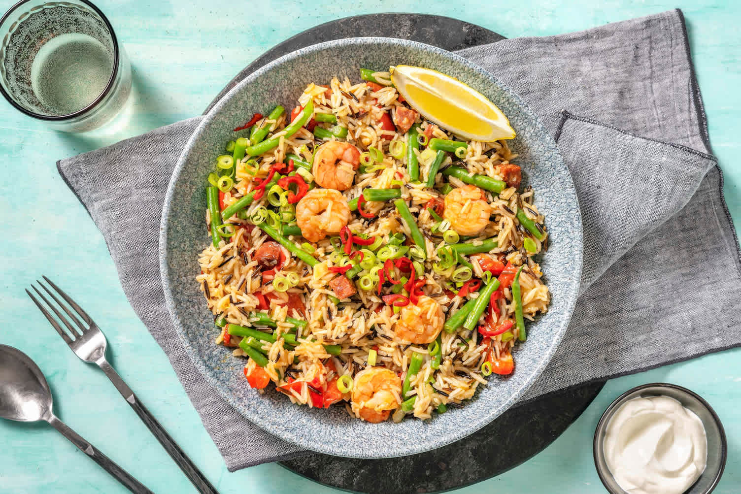 Paella! Spanischer Reis mit Chorizo und Garnelen Rezept HelloFresh