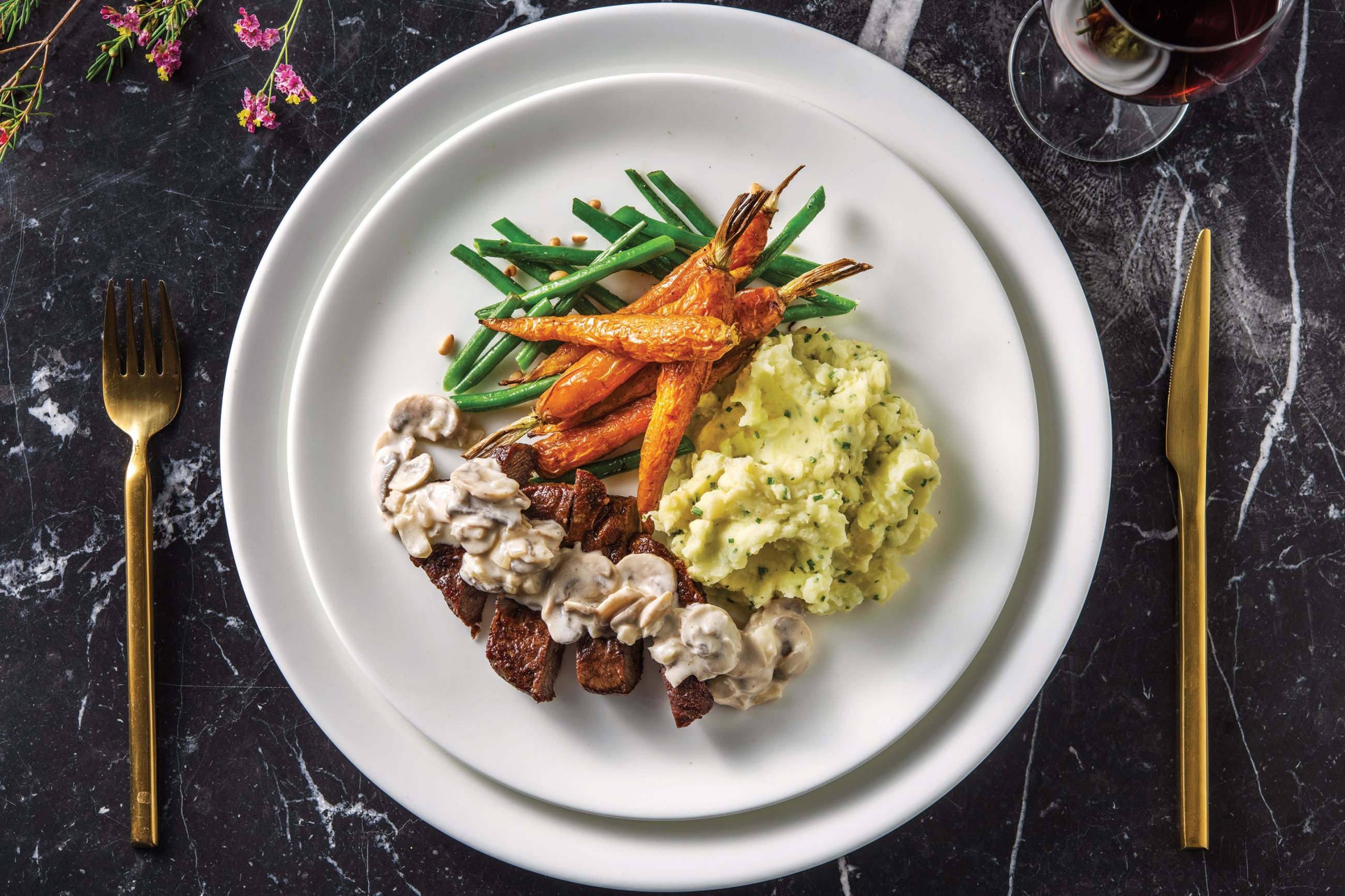 Roast Sirloin Tip & Parsley Mashed Potato Recipe | HelloFresh