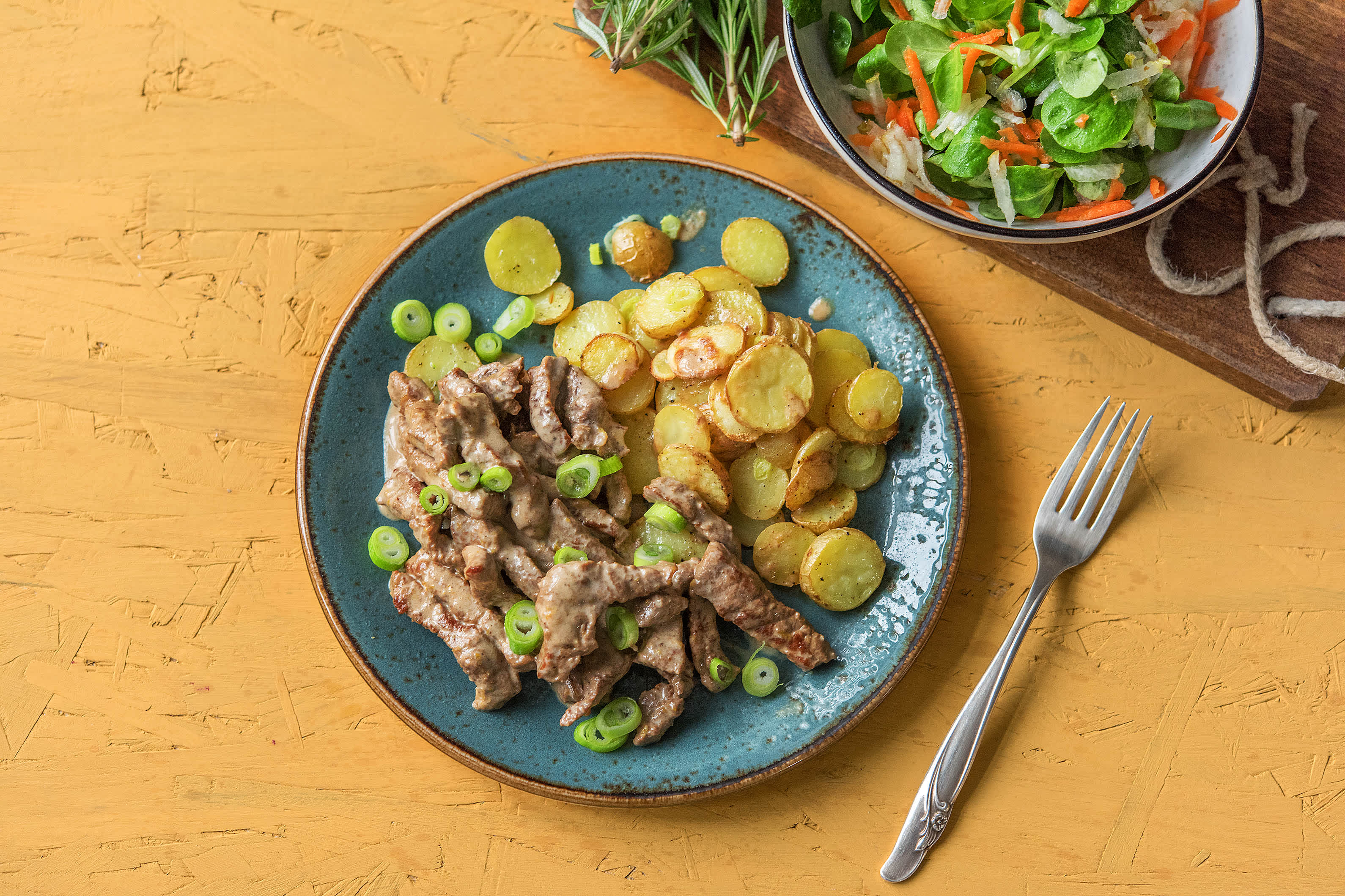 Rindergeschnetzeltes in Rosmarinsoße Rezept | HelloFresh